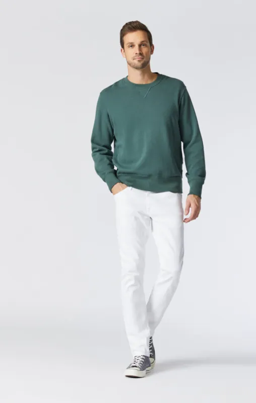 JAKE SLIM LEG IN DOUBLE WHITE SUPERMOVE sold by Mavi