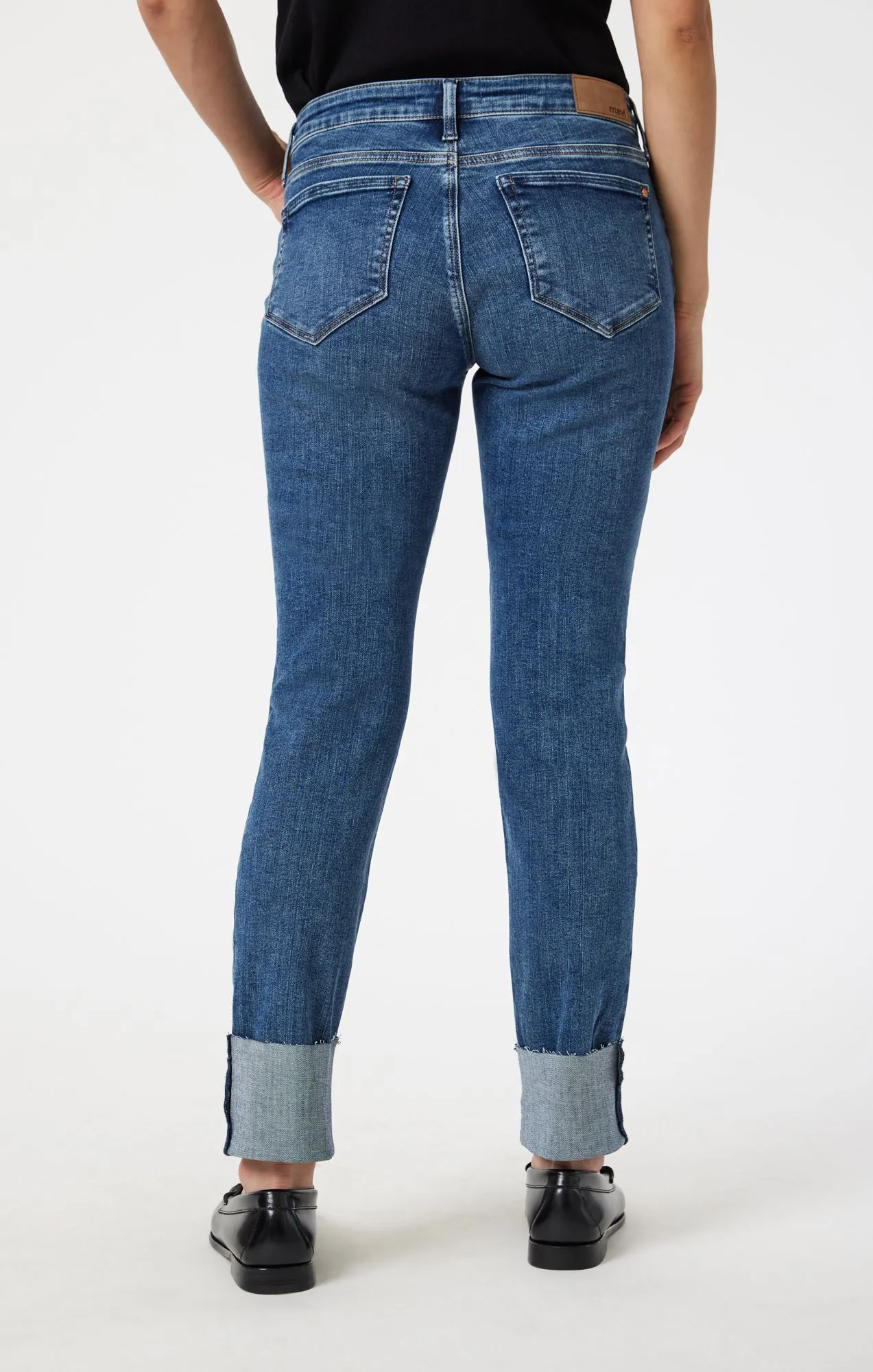 EMMA SLIM BOYFRIEND IN MID USED FLEX BLUE sold by Mavi product image thumbnail 5