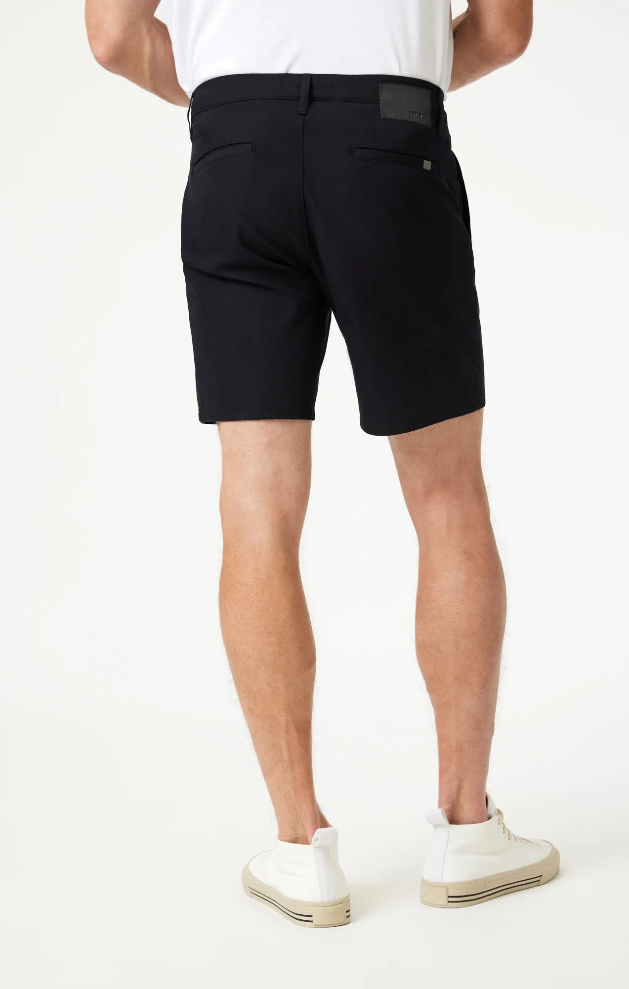 DARREN CHINO SHORTS IN BLACK TRUE MOVE sold by Mavi product image thumbnail 5