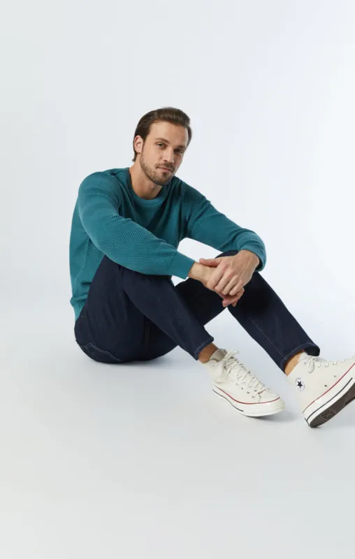 ZACH STRAIGHT LEG JEANS IN RINSE MAUI sold by Mavi