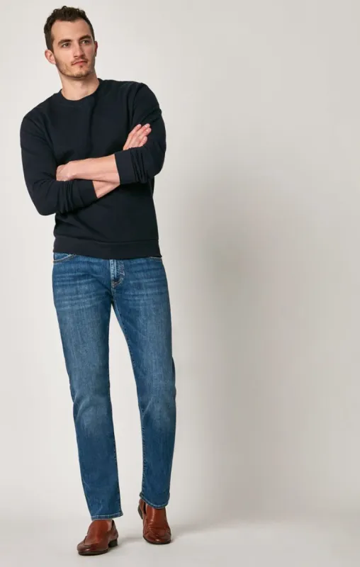 MARCUS SLIM STRAIGHT LEG IN DARK INDIGO NEW YORK sold by Mavi