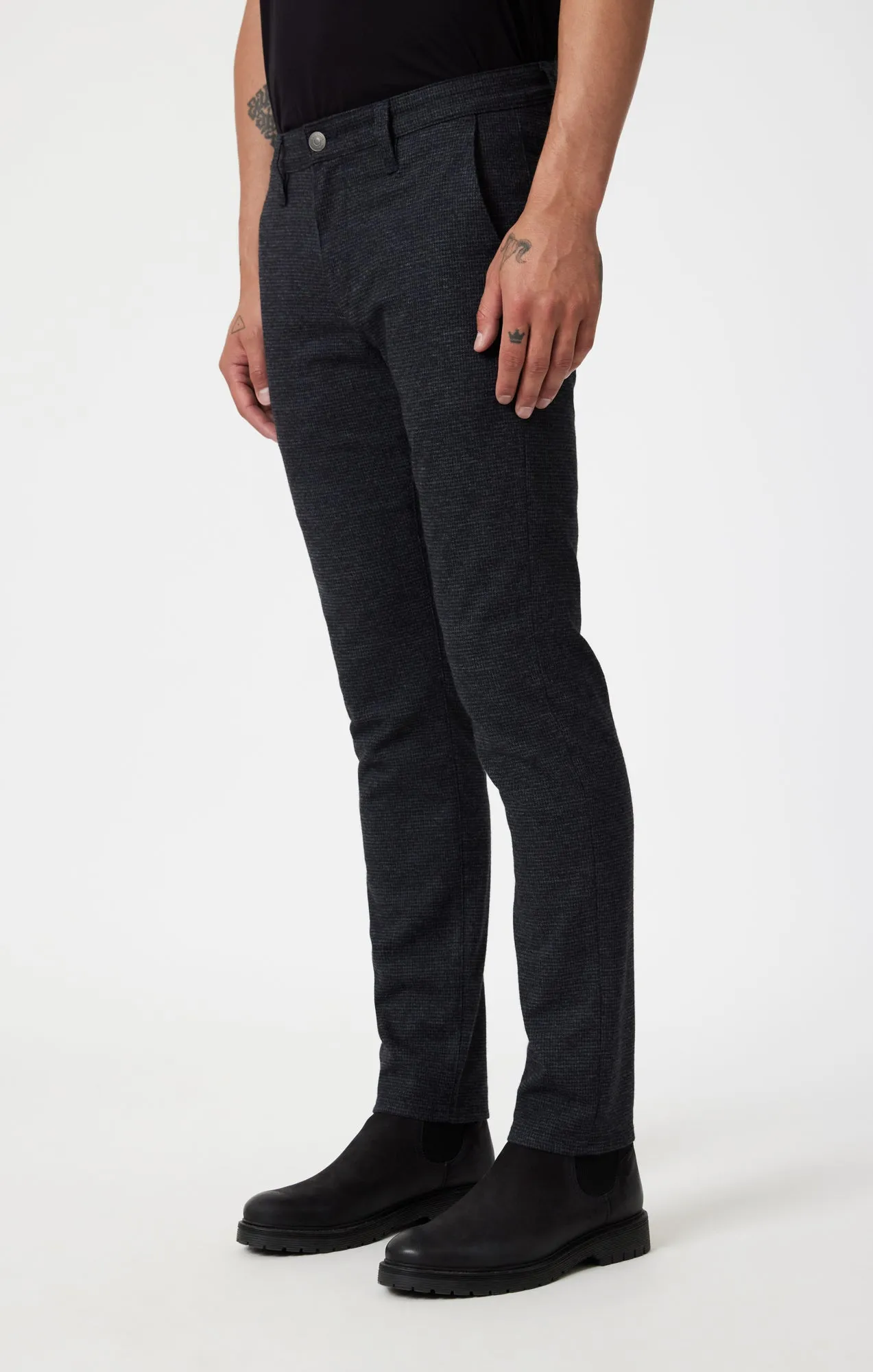 MILTON SLIM STRAIGHT CHINO IN NAVY HERRINGBONE sold by Mavi product image thumbnail 4