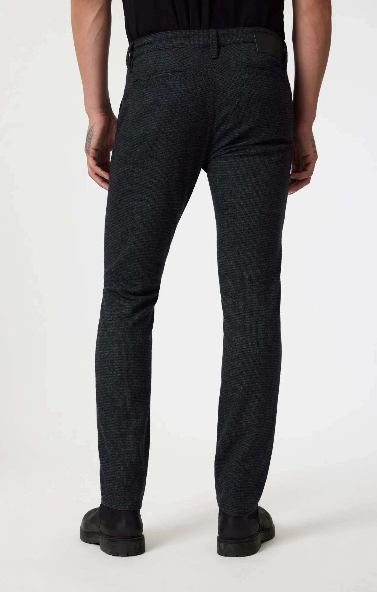 MILTON SLIM STRAIGHT CHINO IN NAVY HERRINGBONE sold by Mavi product image thumbnail 5