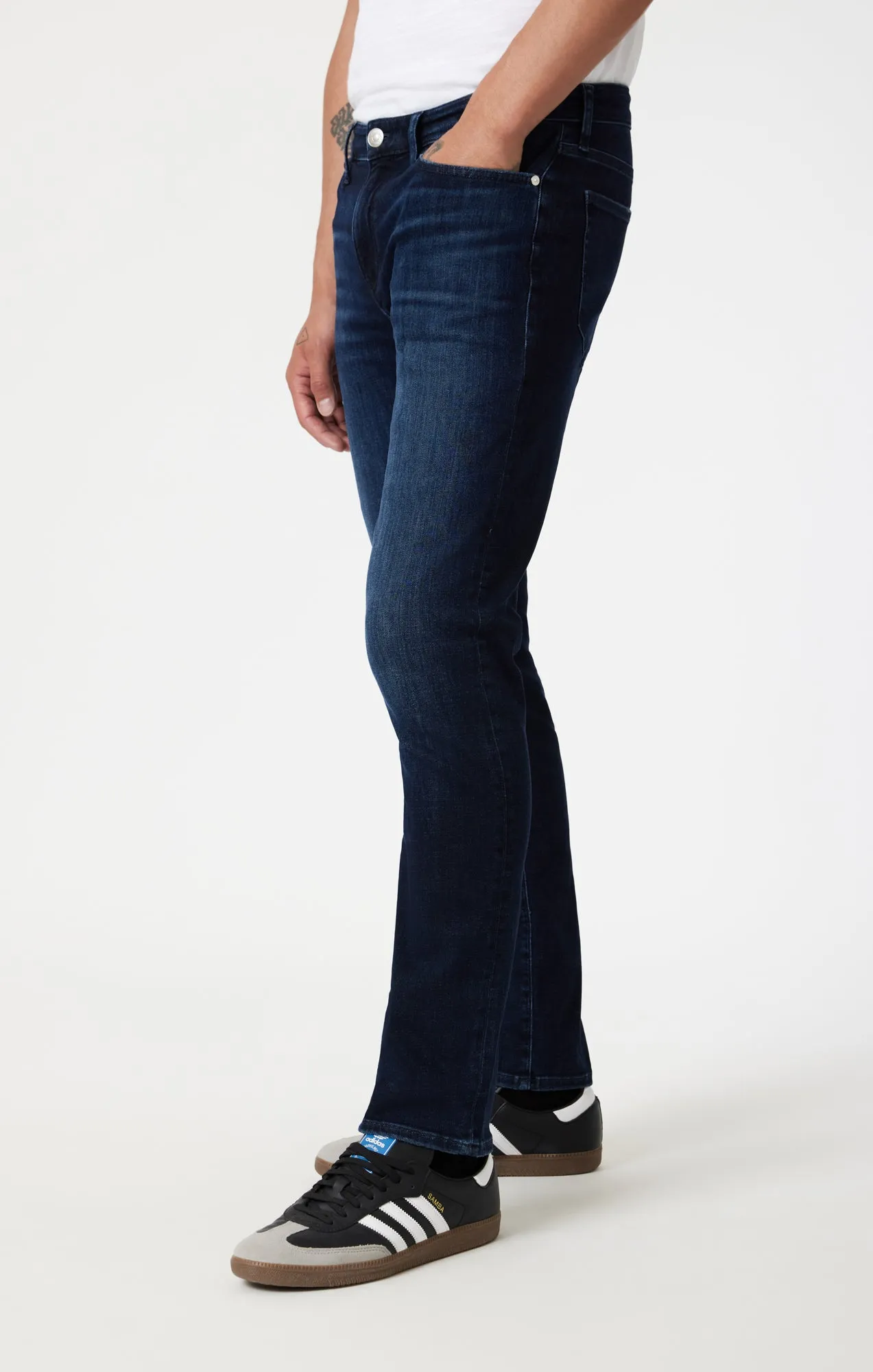 JAKE SLIM LEG IN DEEP BRUSHED FEATHER BLUE sold by Mavi product image thumbnail 4