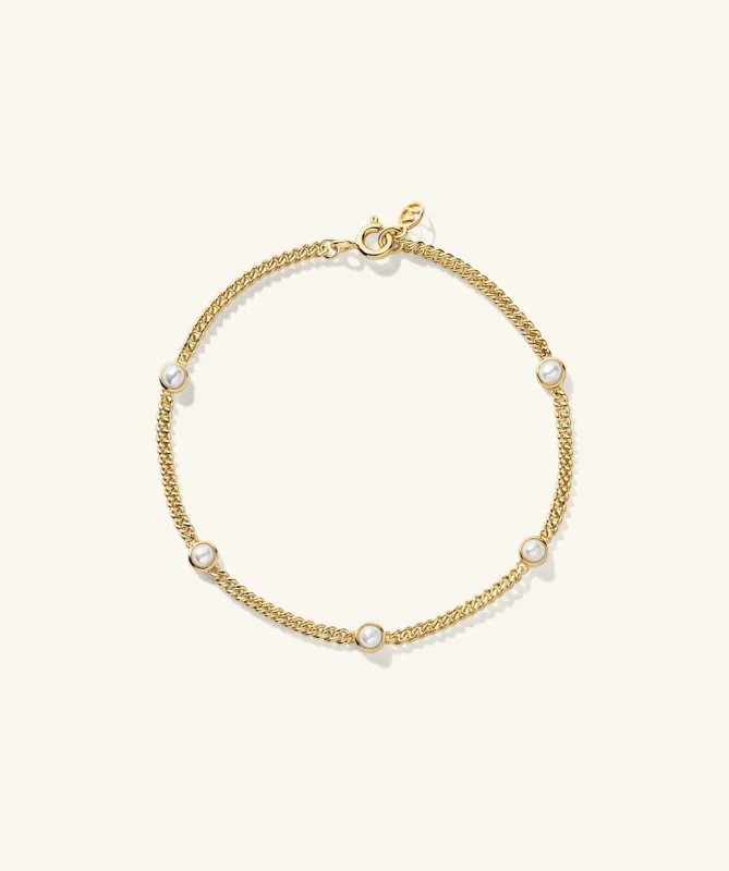 18k Gold Vermeil Pearl Curb Chain Bracelet - Jewelry | Mejuri sold by Mejuri