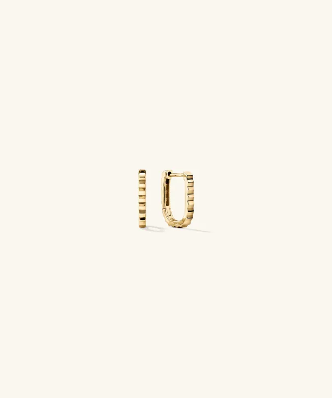 14k Gold Pleated Huggie U Hoop Earrings - Jewelry | Mejuri sold by Mejuri