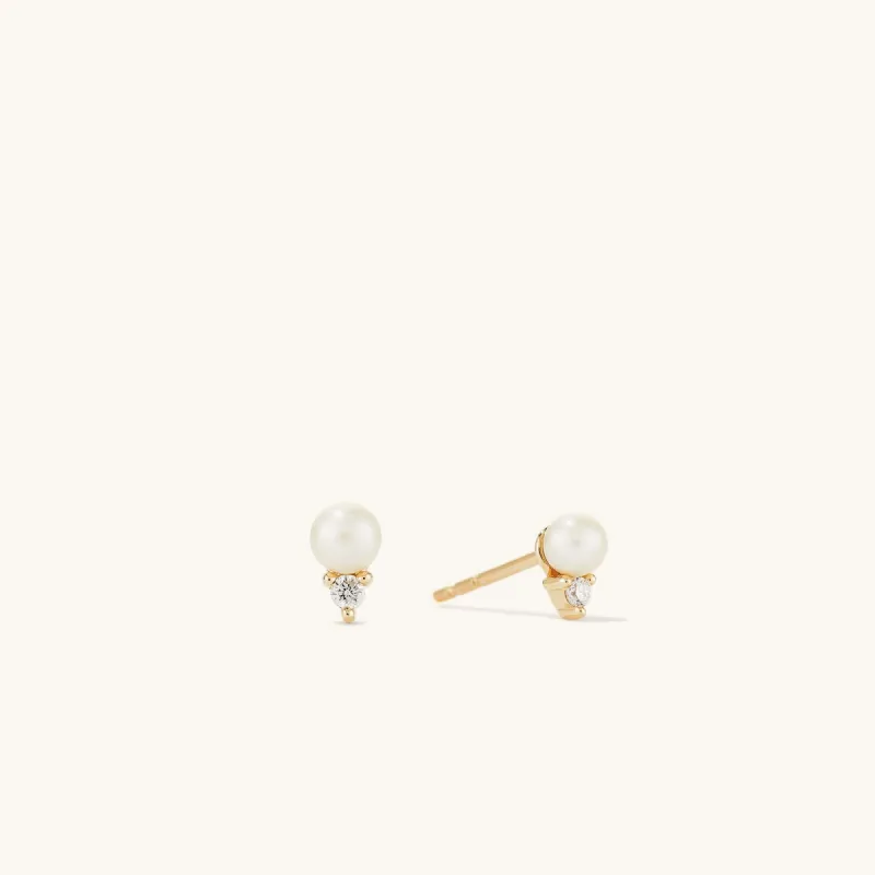 14k Yellow Gold / Natural Diamond sold by Mejuri