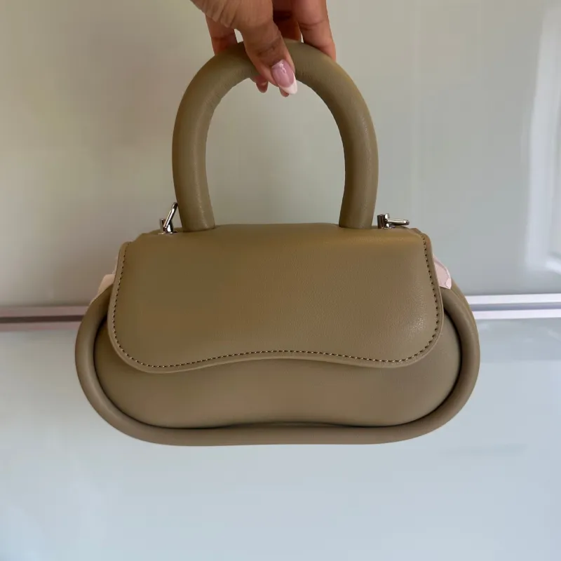 SAMPLE DE9830 Moss Small Crossbody Bag - FINAL SALE made by Melie Bianco