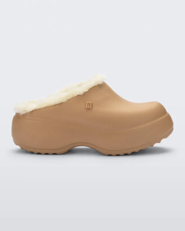Free Clog Fluffy Platform sold by Melissa