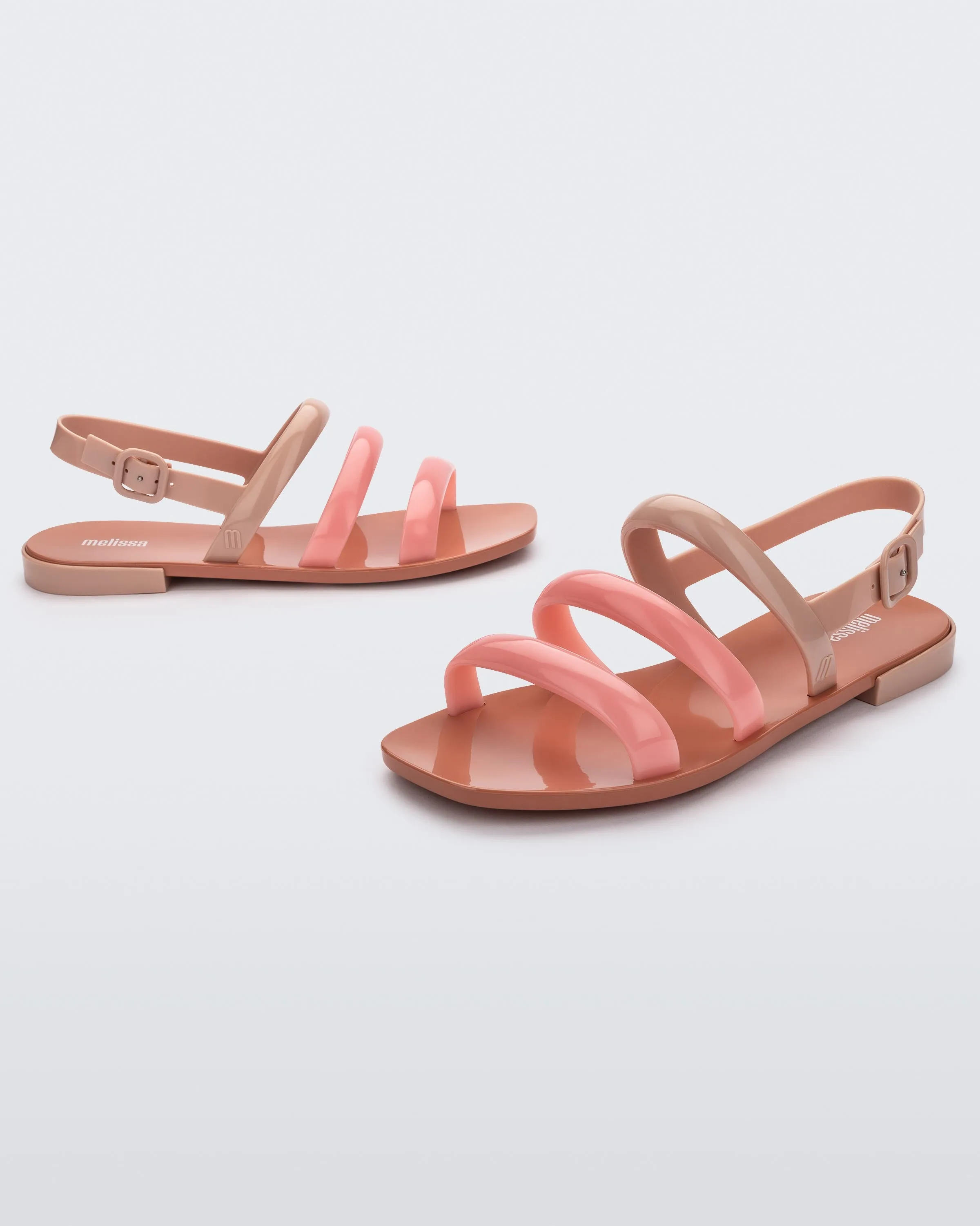Essential Wave sold by Melissa product image thumbnail 3