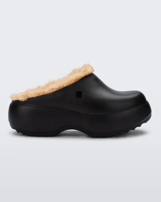 Free Clog Fluffy Platform sold by Melissa