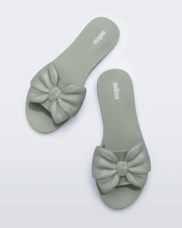 Babe sold by Melissa product image thumbnail 3