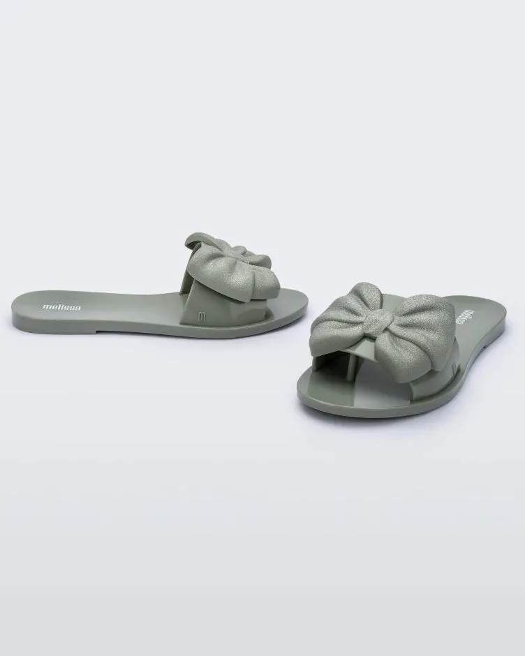 Babe sold by Melissa product image thumbnail 4