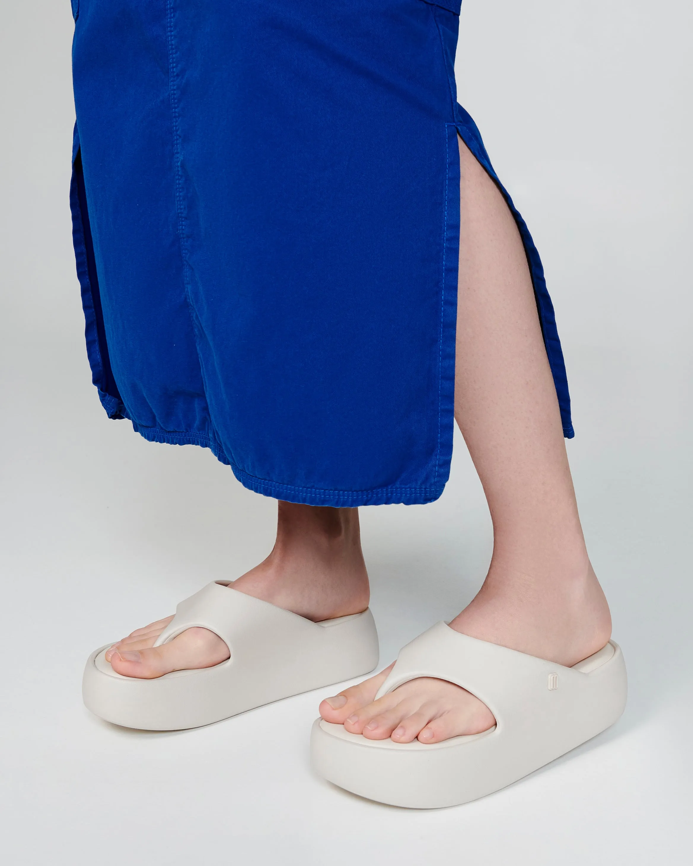 Free Platform Thong sold by Melissa product image thumbnail 2