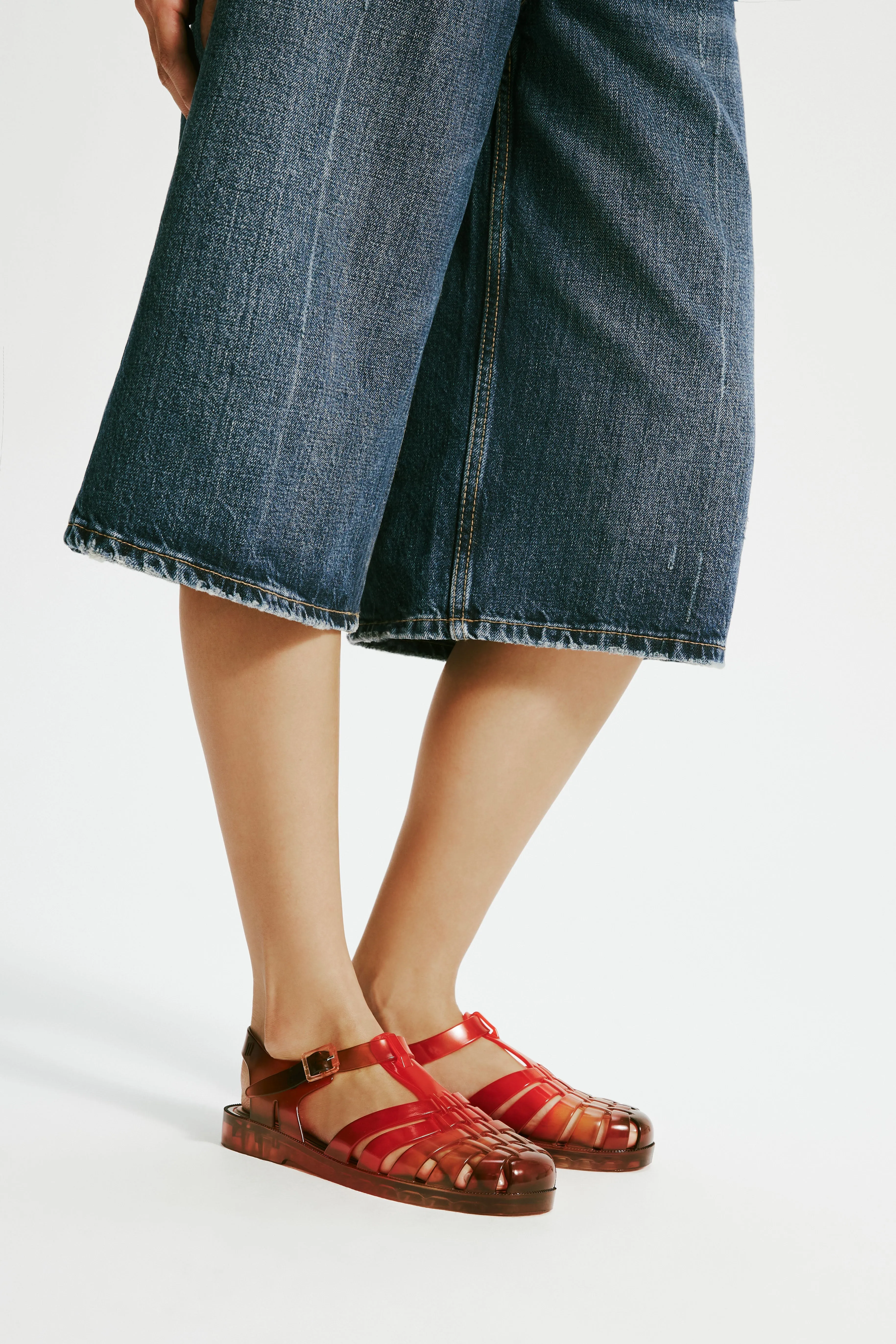 Possession sold by Melissa product image thumbnail 2