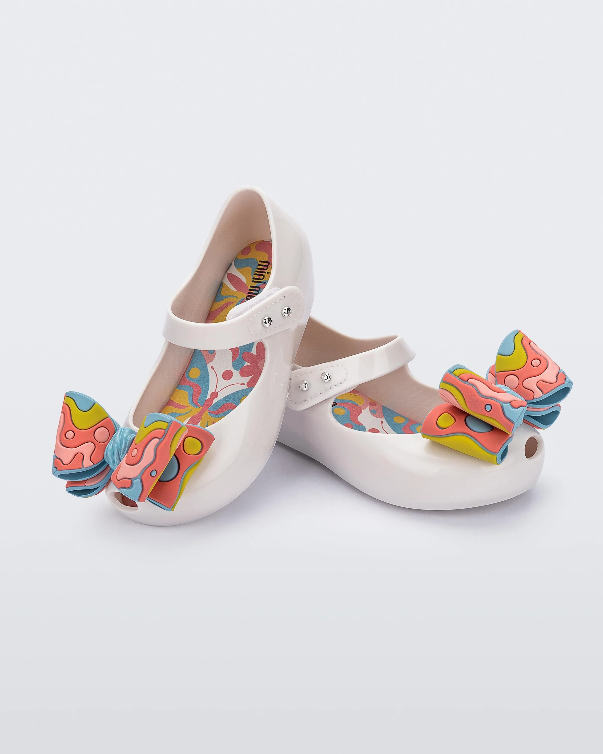 Ultragirl Wonderland sold by Melissa product image thumbnail 2