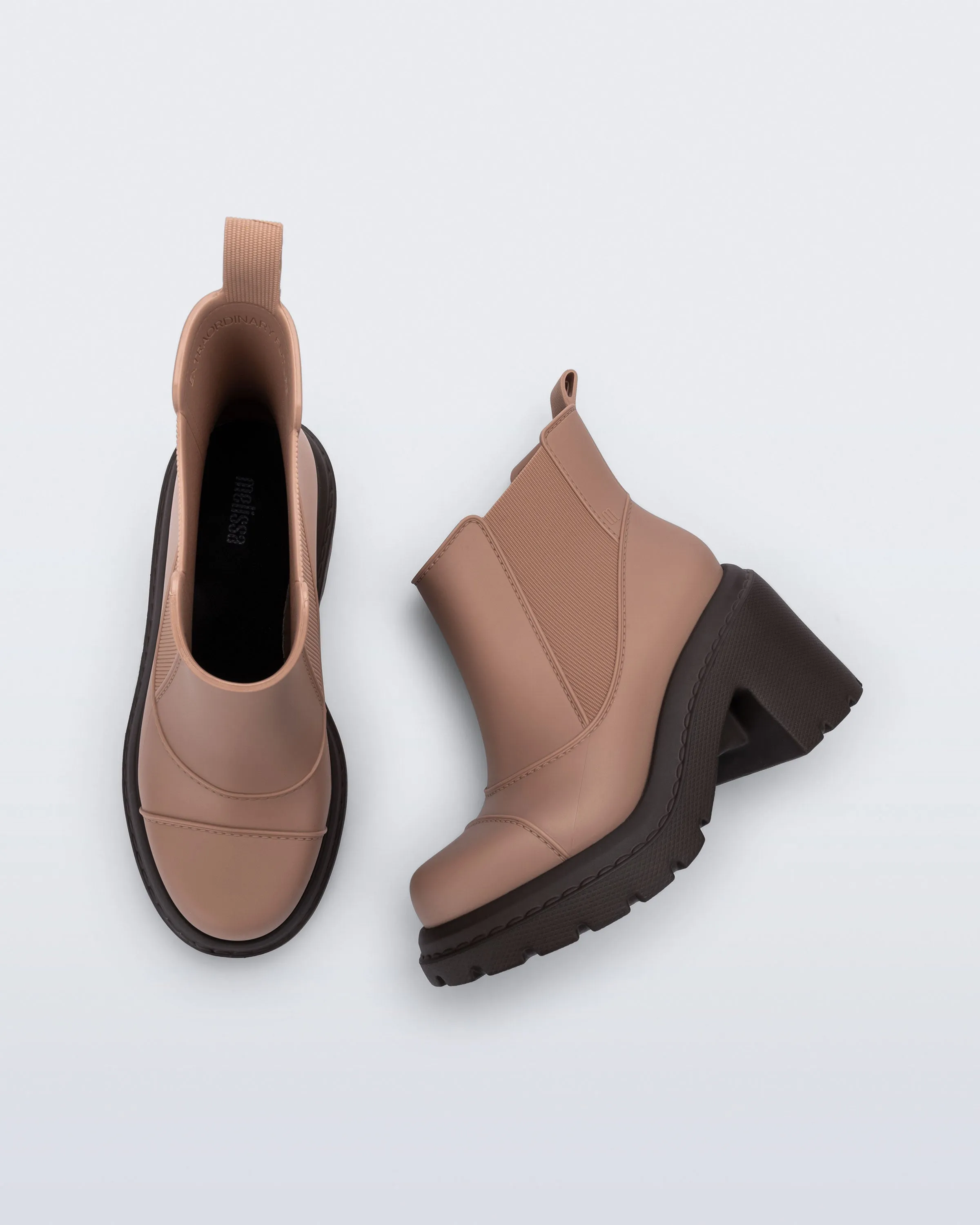 Courtney sold by Melissa product image thumbnail 3