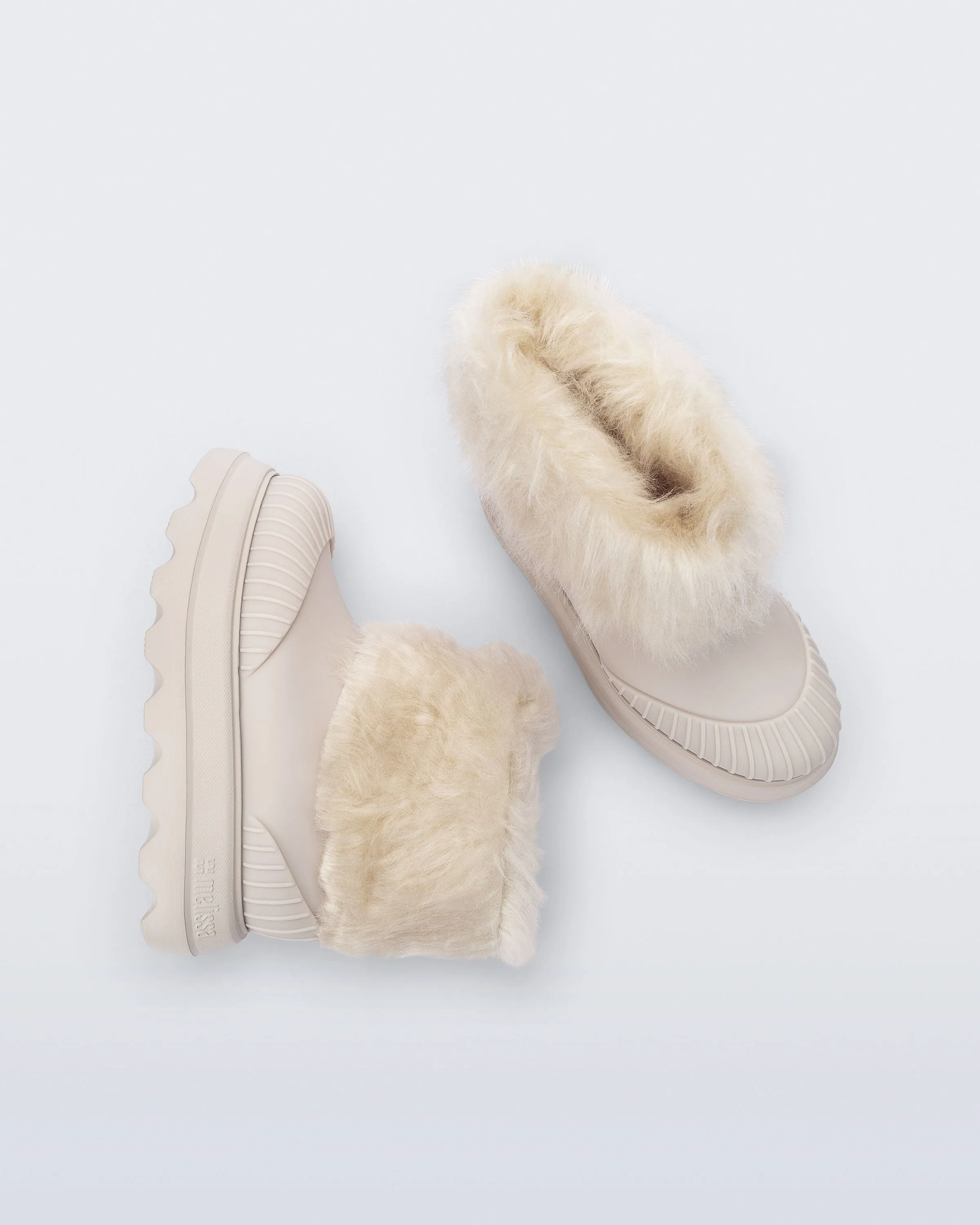 Warm Boot sold by Melissa product image thumbnail 3