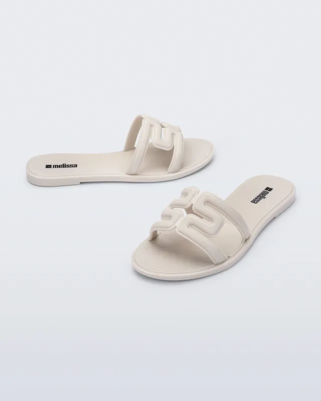 M Slide sold by Melissa