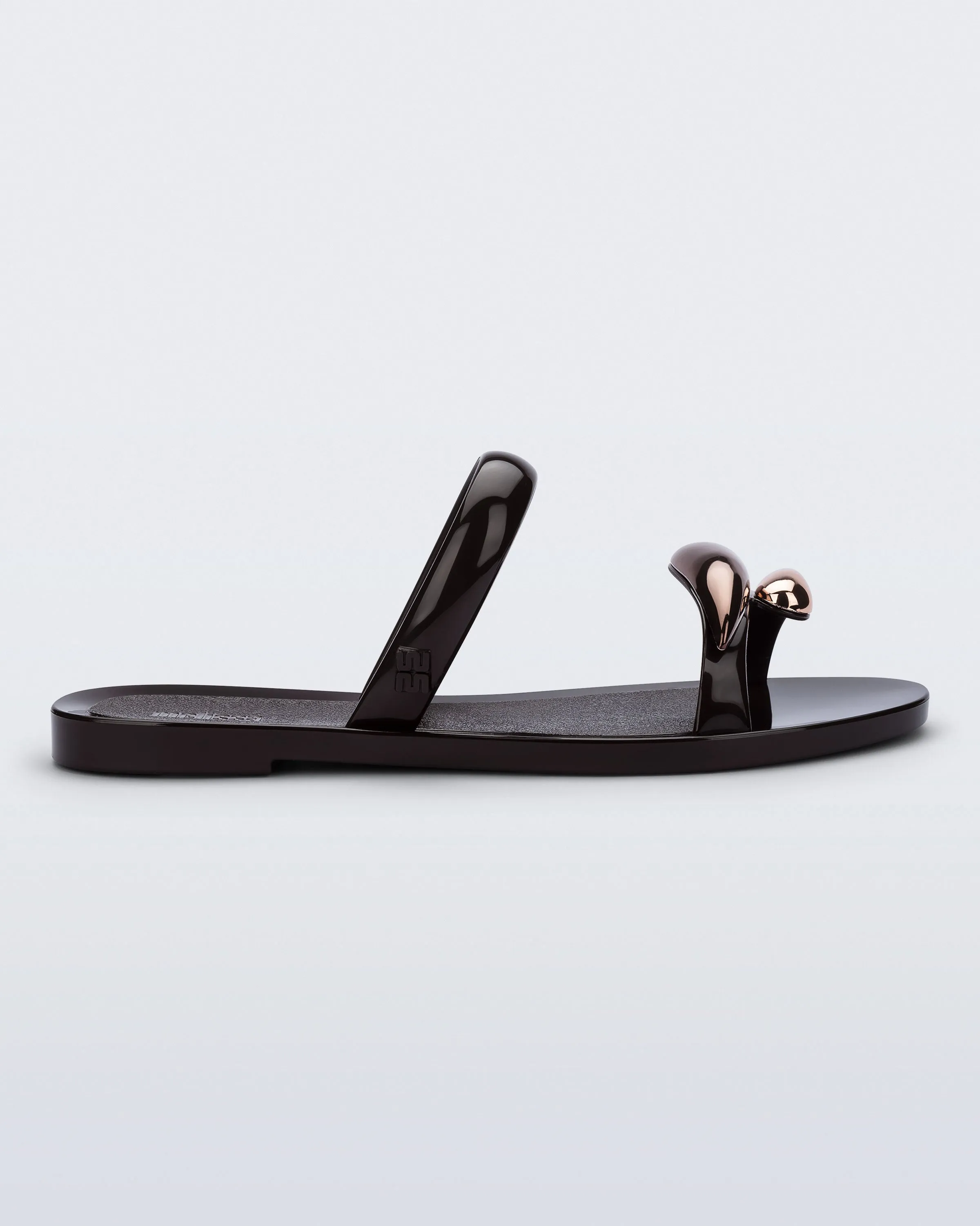 Eden sold by Melissa product image thumbnail 3