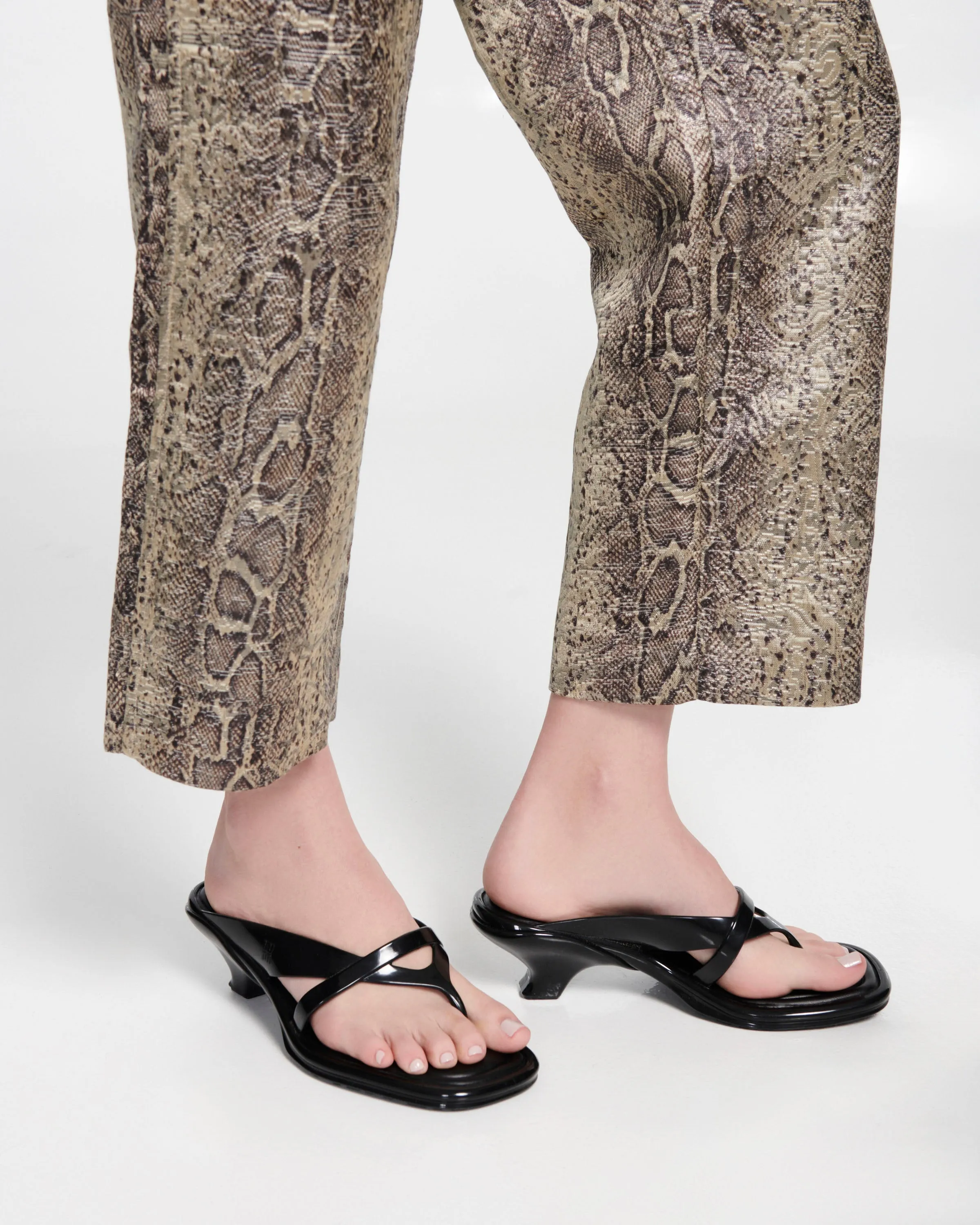 Layla sold by Melissa product image thumbnail 2