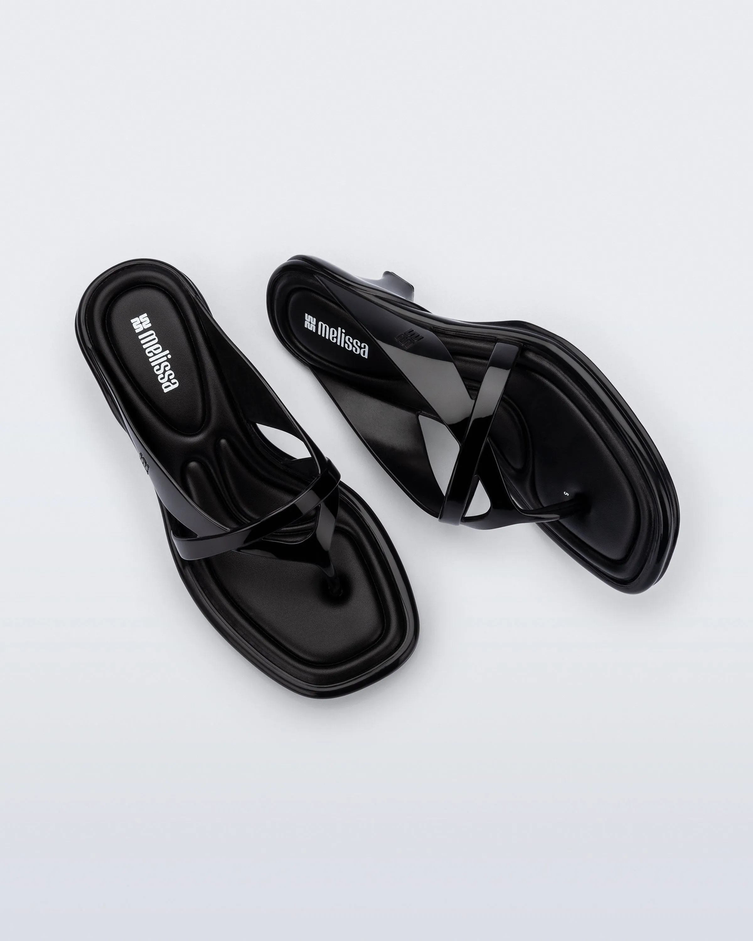 Layla sold by Melissa product image thumbnail 4