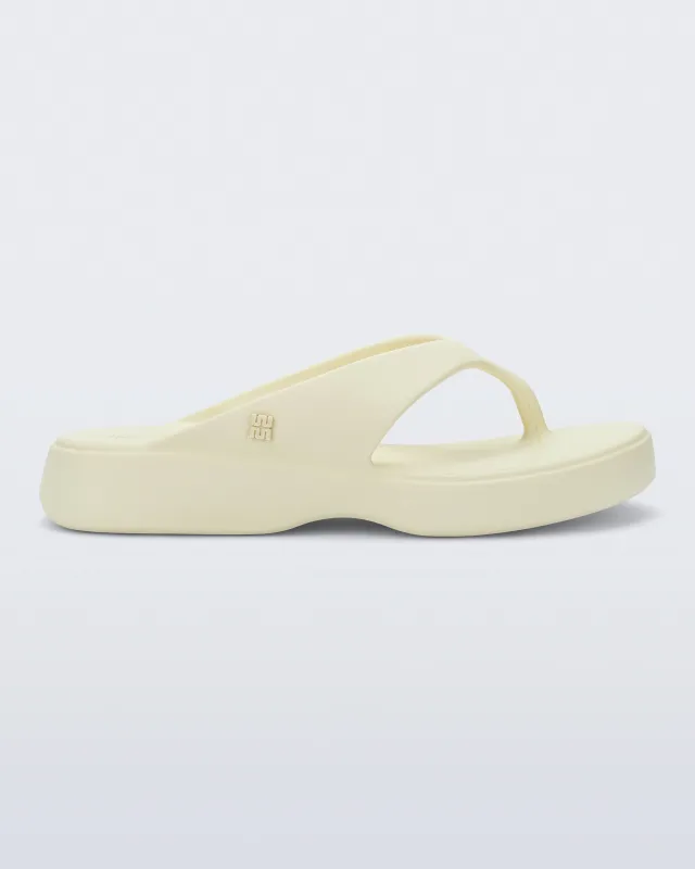 Free Thong Low made by Melissa