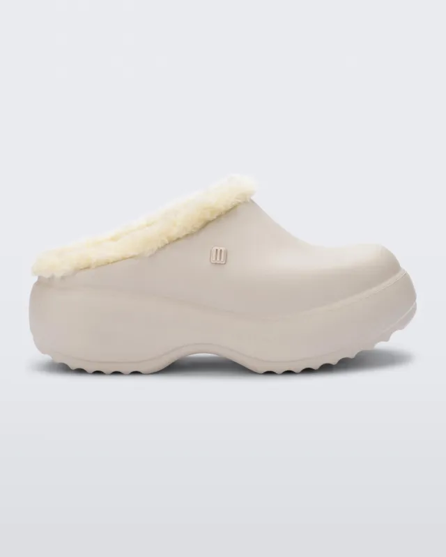 Free Clog Fluffy Platform sold by Melissa