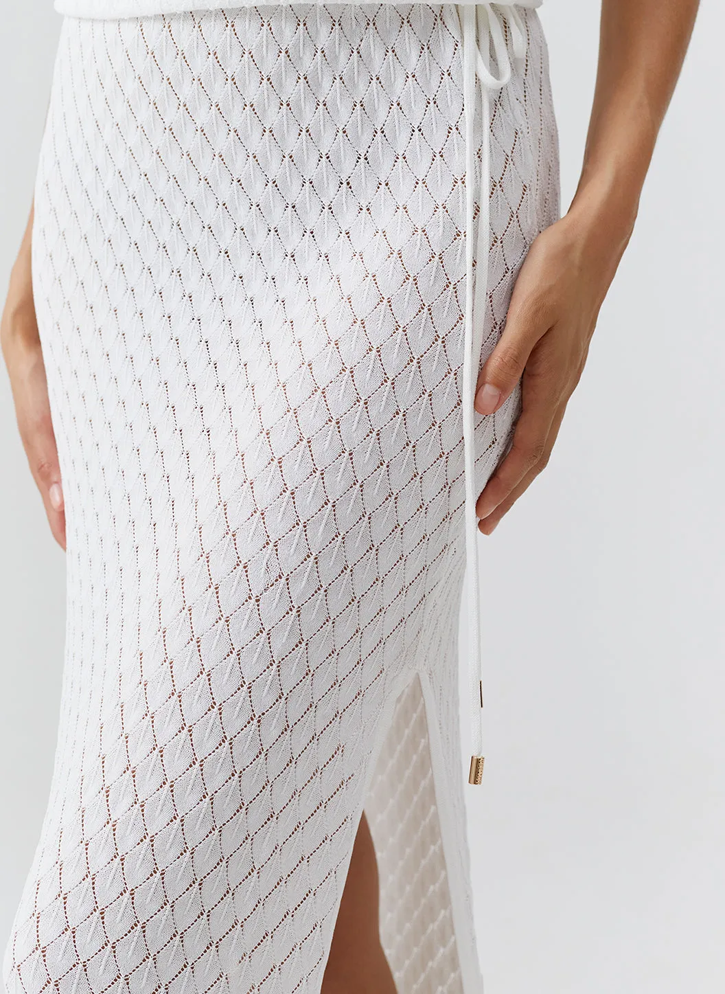 Exclusive Mia Cream Dress sold by Melissa Odabash product image thumbnail 5