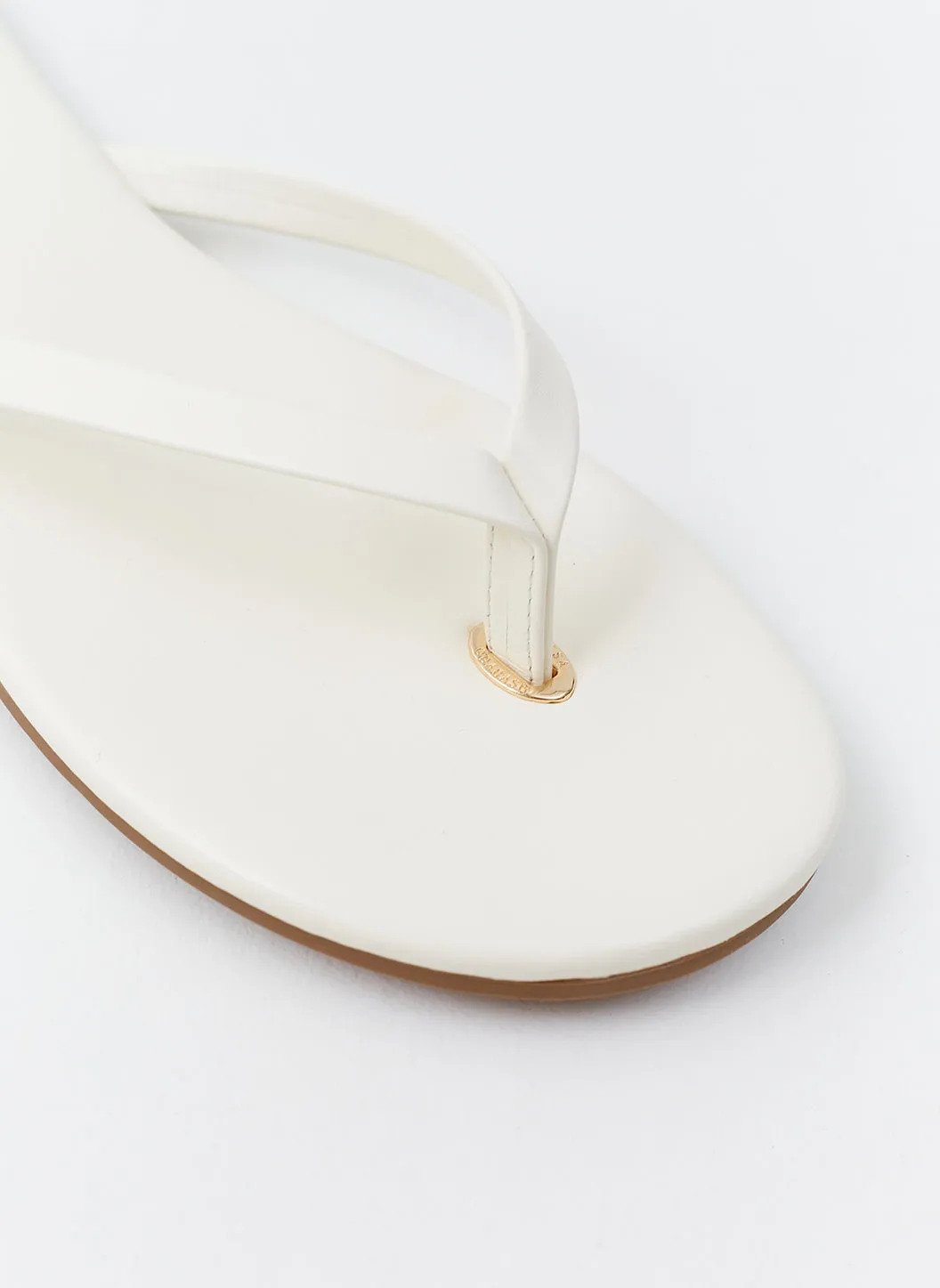Sandals Ivory sold by Melissa Odabash product image thumbnail 3