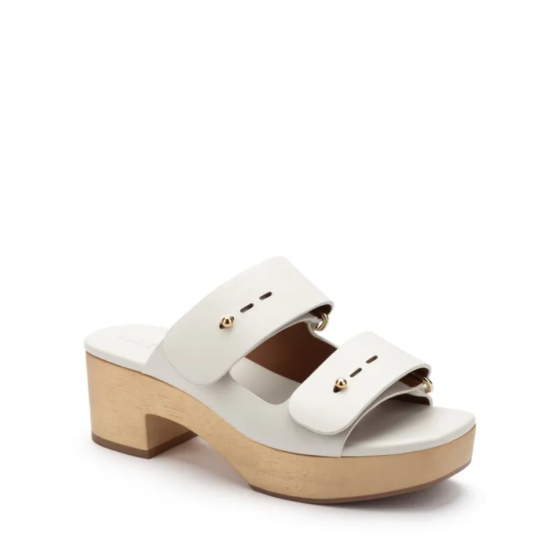 Lisanne – Cream sold by MERCEDES CASTILLO