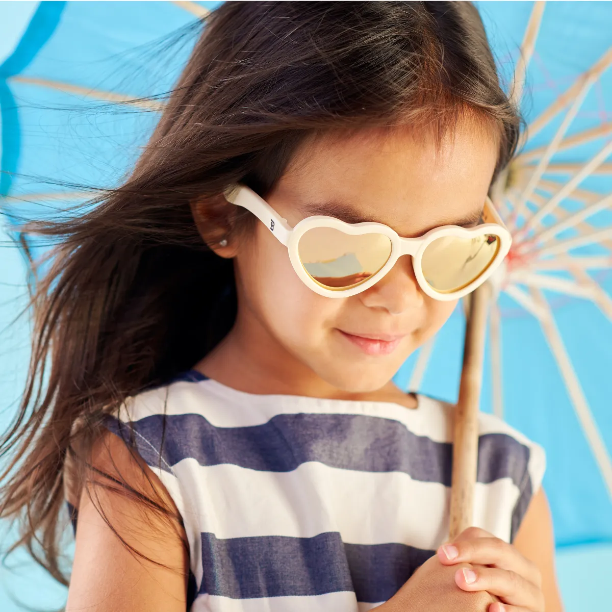 Sweet Cream Heart Mirrored Lense Sunglasses sold by Meri Meri product image thumbnail 5