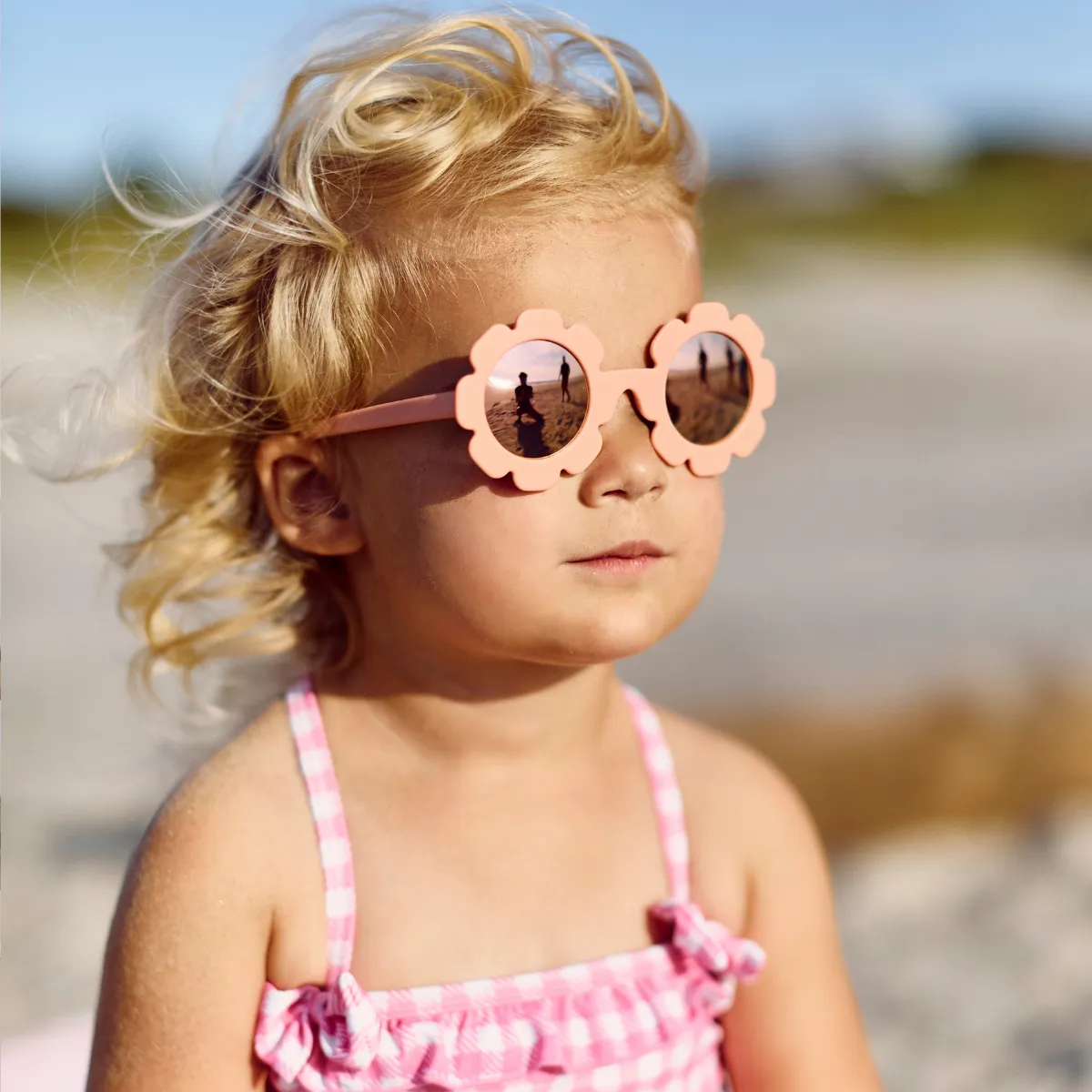 Peachy Keen Flower Sunglasses sold by Meri Meri product image thumbnail 5