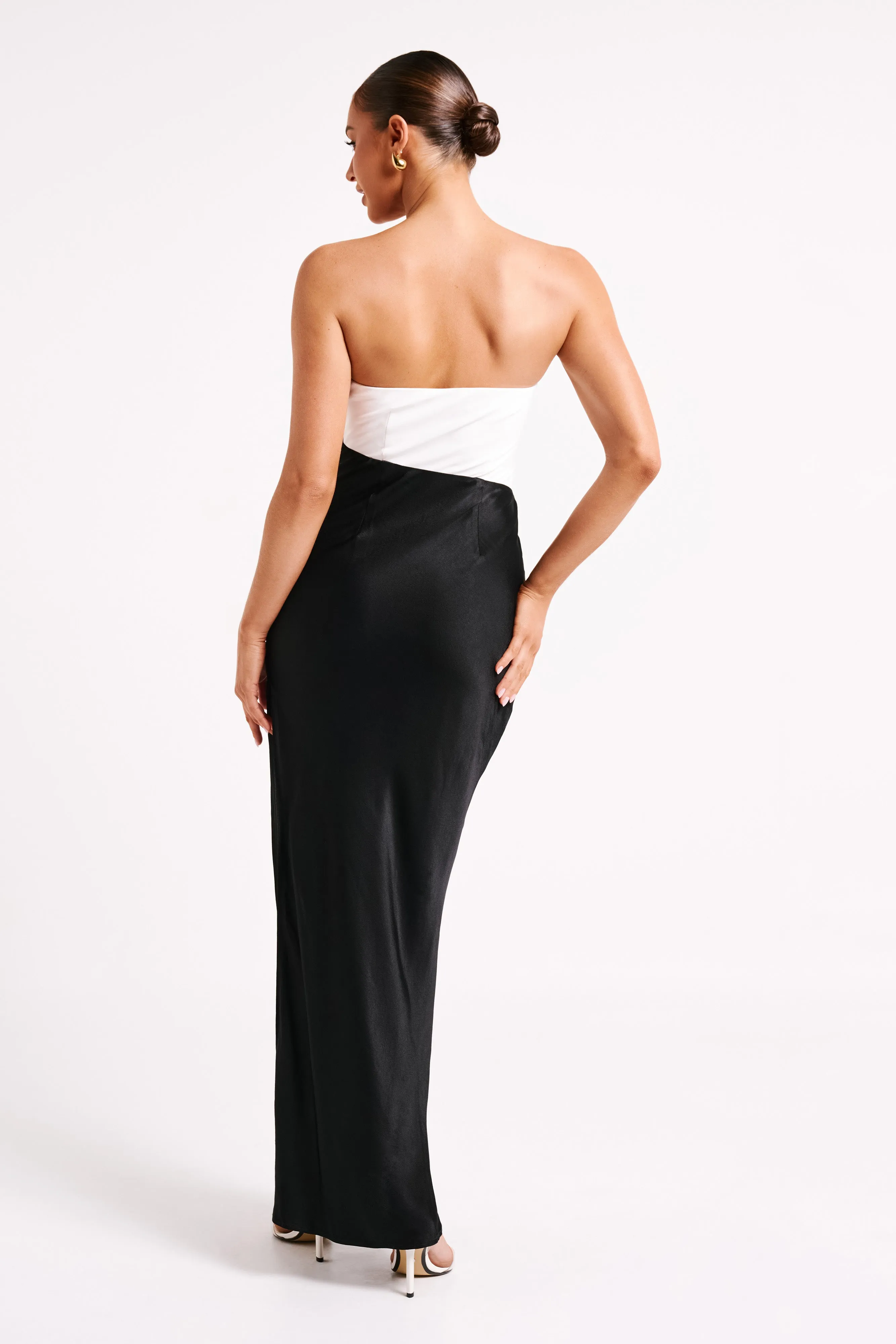 Miranda Contrast Maxi Dress - Black/White sold by Meshki product image thumbnail 2