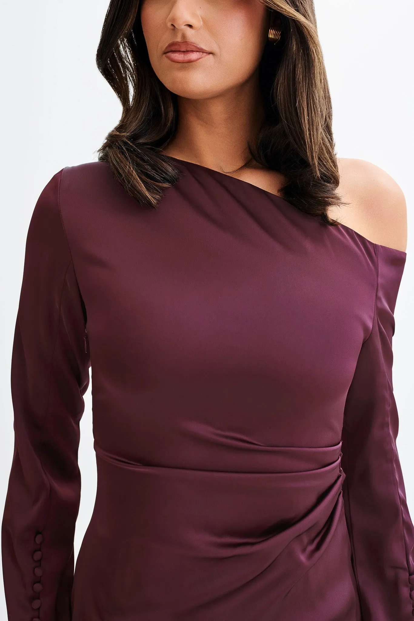 Avery Long Sleeve Maxi Dress - Plum sold by Meshki product image thumbnail 3