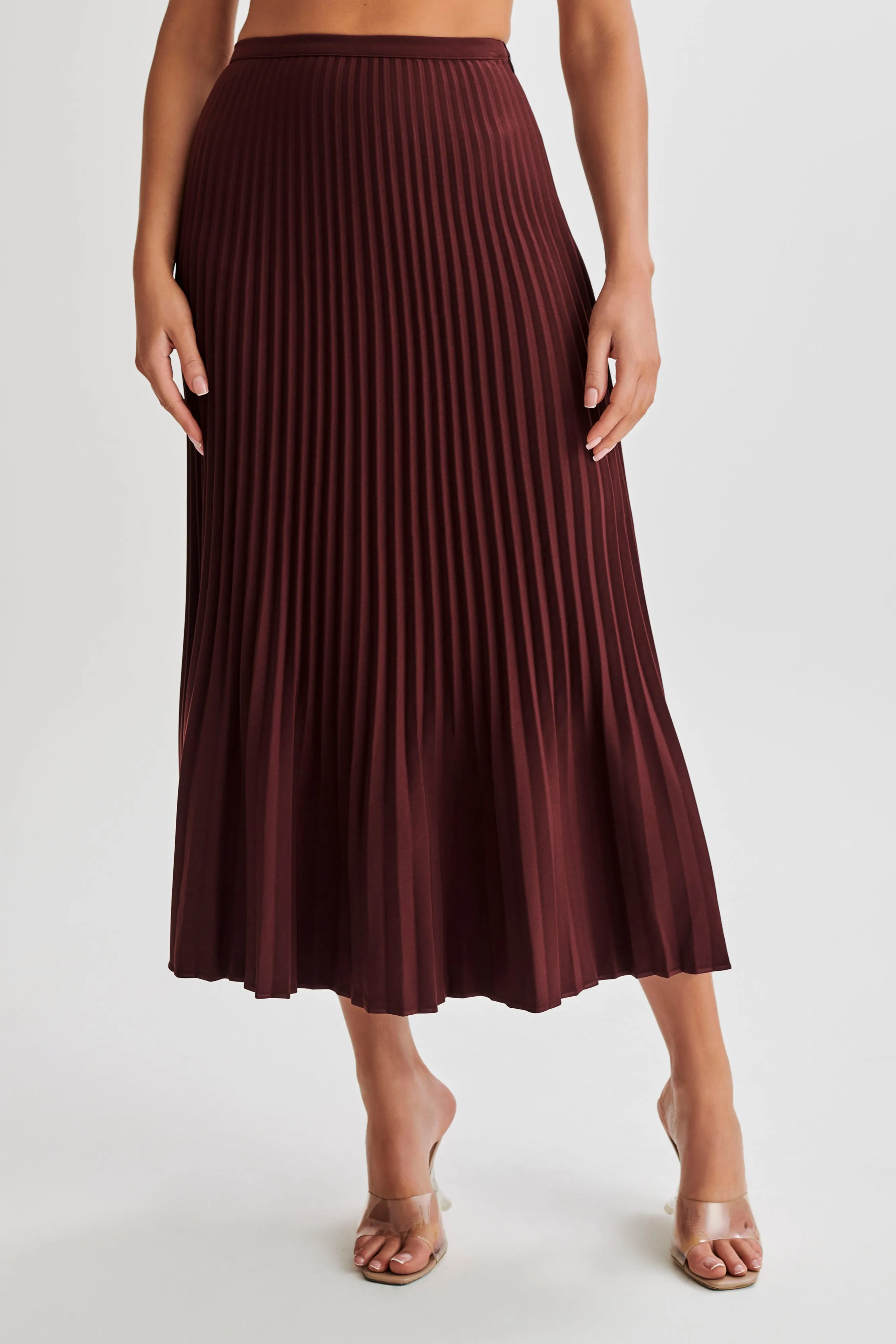 Twyla Pleated Suiting Maxi Skirt - Plum sold by Meshki product image thumbnail 3