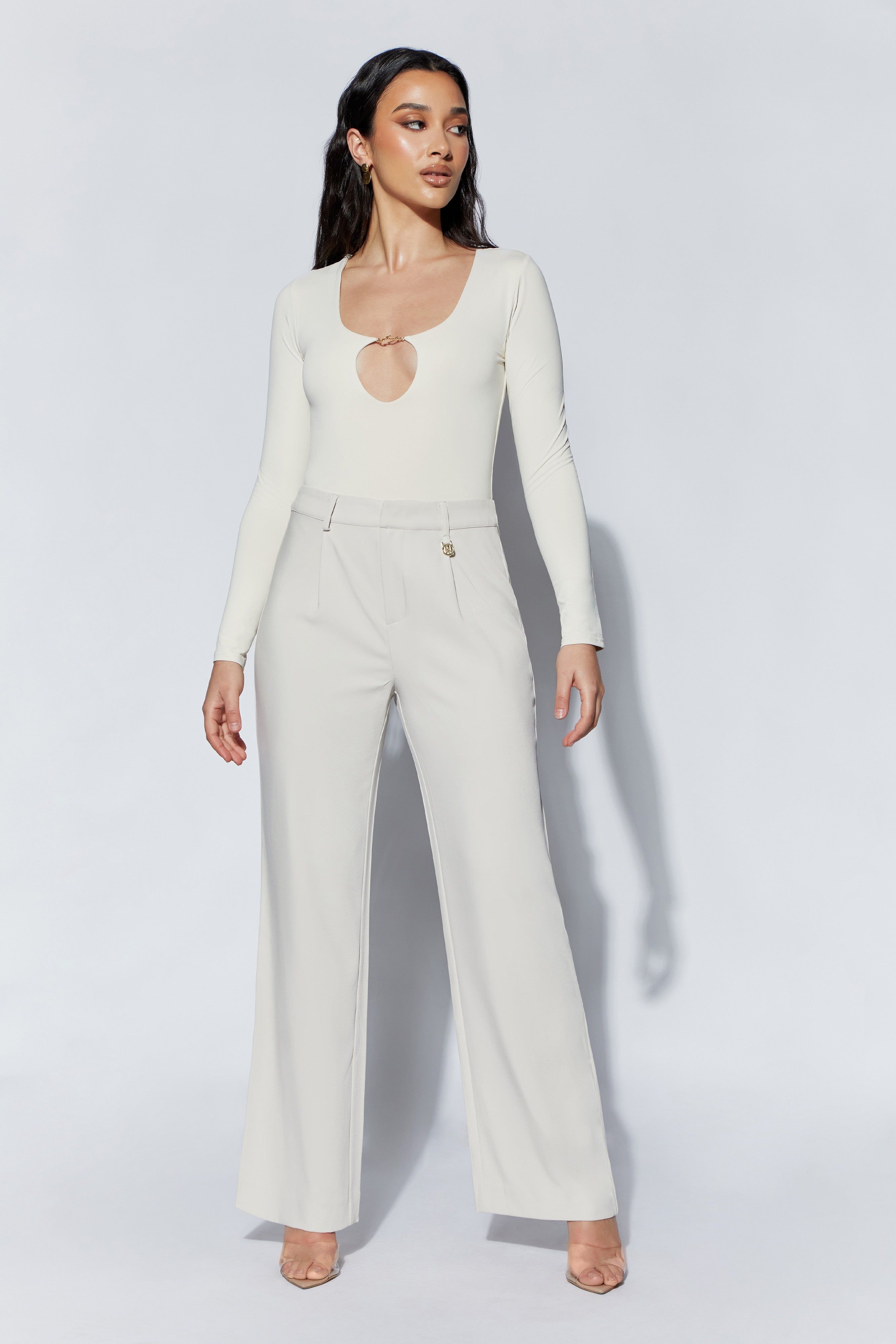 Minu Mid Rise Wide Leg Pant - Wheat sold by Meshki product image thumbnail 8