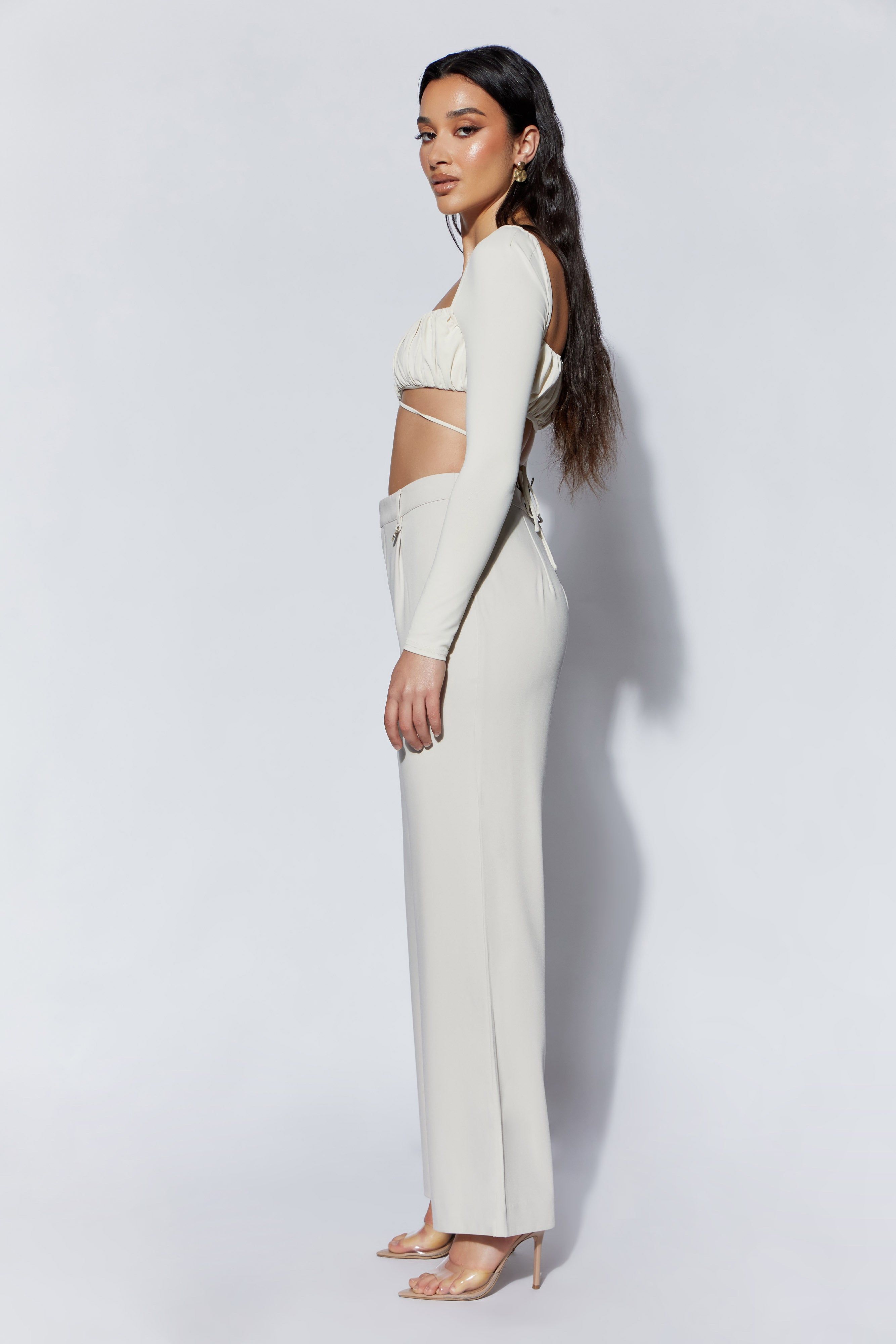 Minu Mid Rise Wide Leg Pant - Wheat sold by Meshki product image thumbnail 5