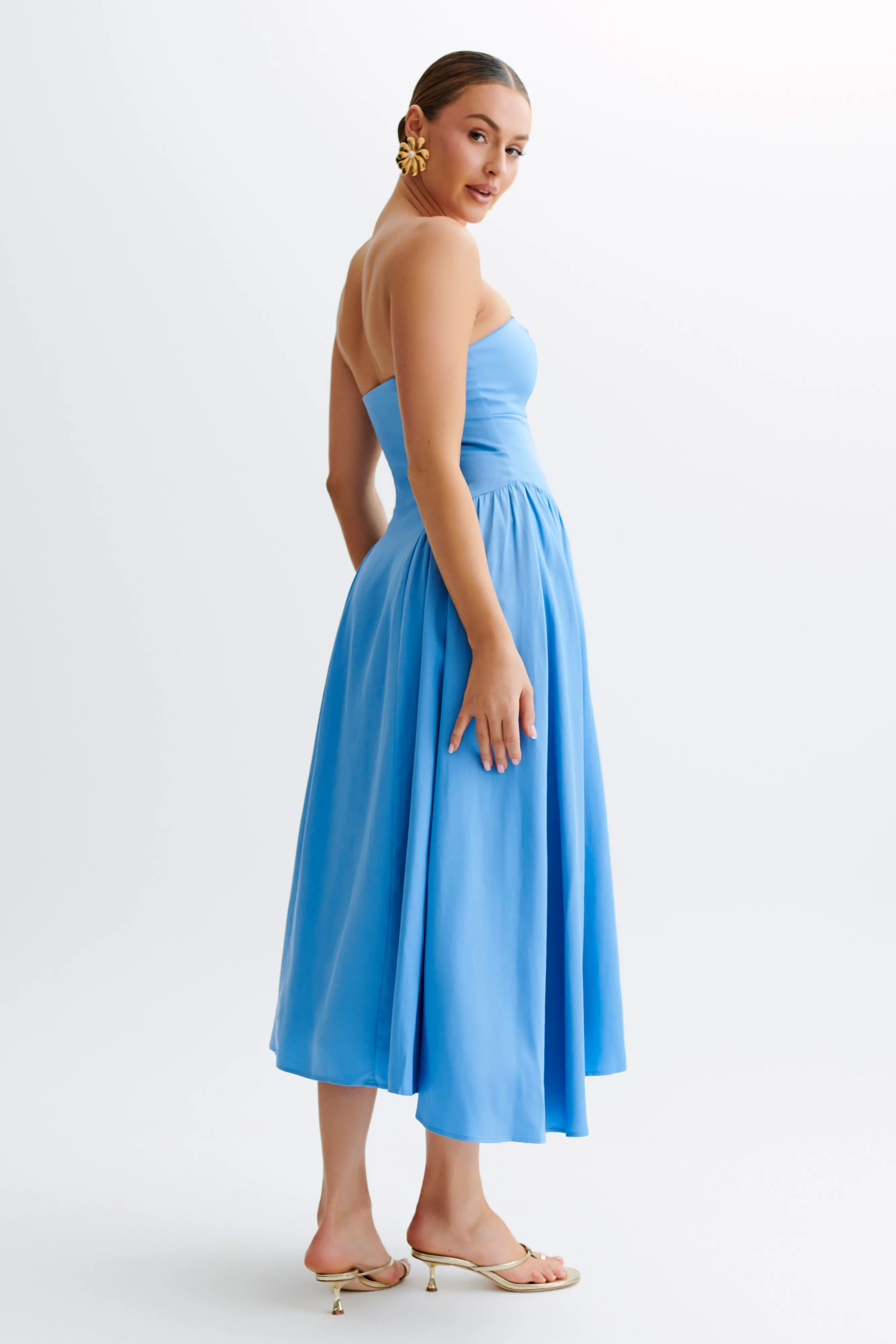 Carmele Cotton Gathered Midi Dress - Iris Blue sold by Meshki product image thumbnail 5