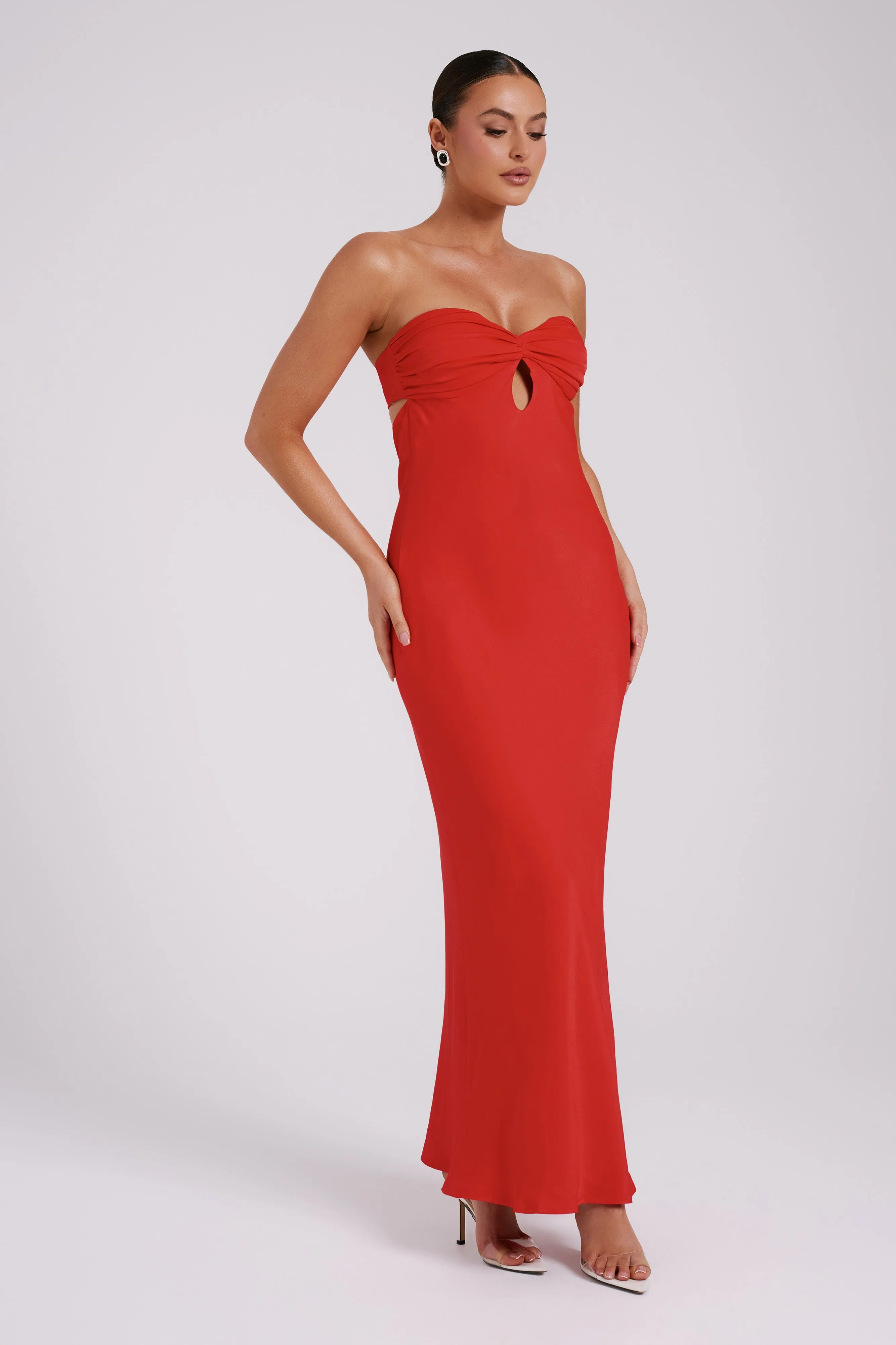 Antonella Strapless Keyhole Maxi Dress - Red sold by Meshki product image thumbnail 4
