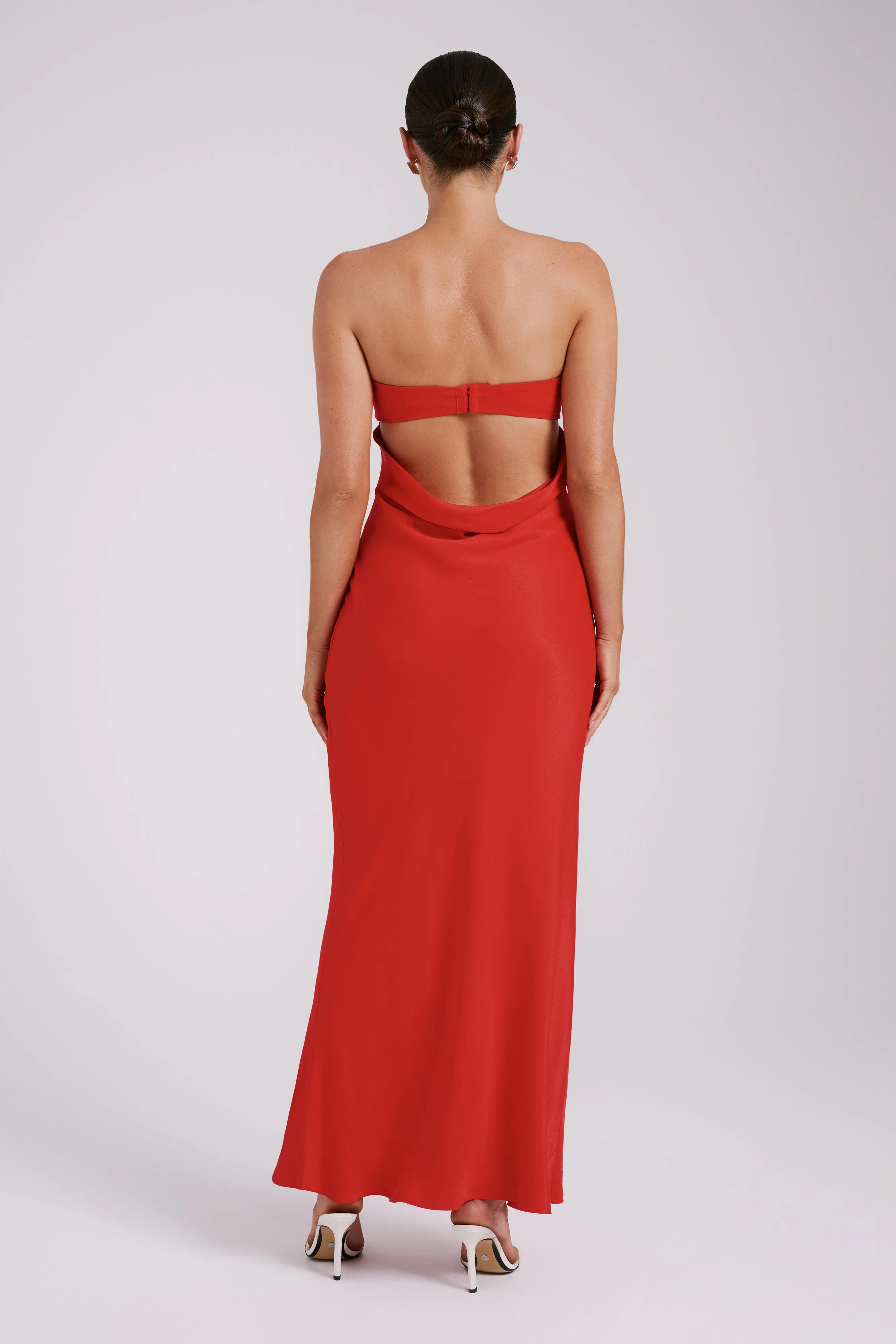 Antonella Strapless Keyhole Maxi Dress - Red sold by Meshki product image thumbnail 5
