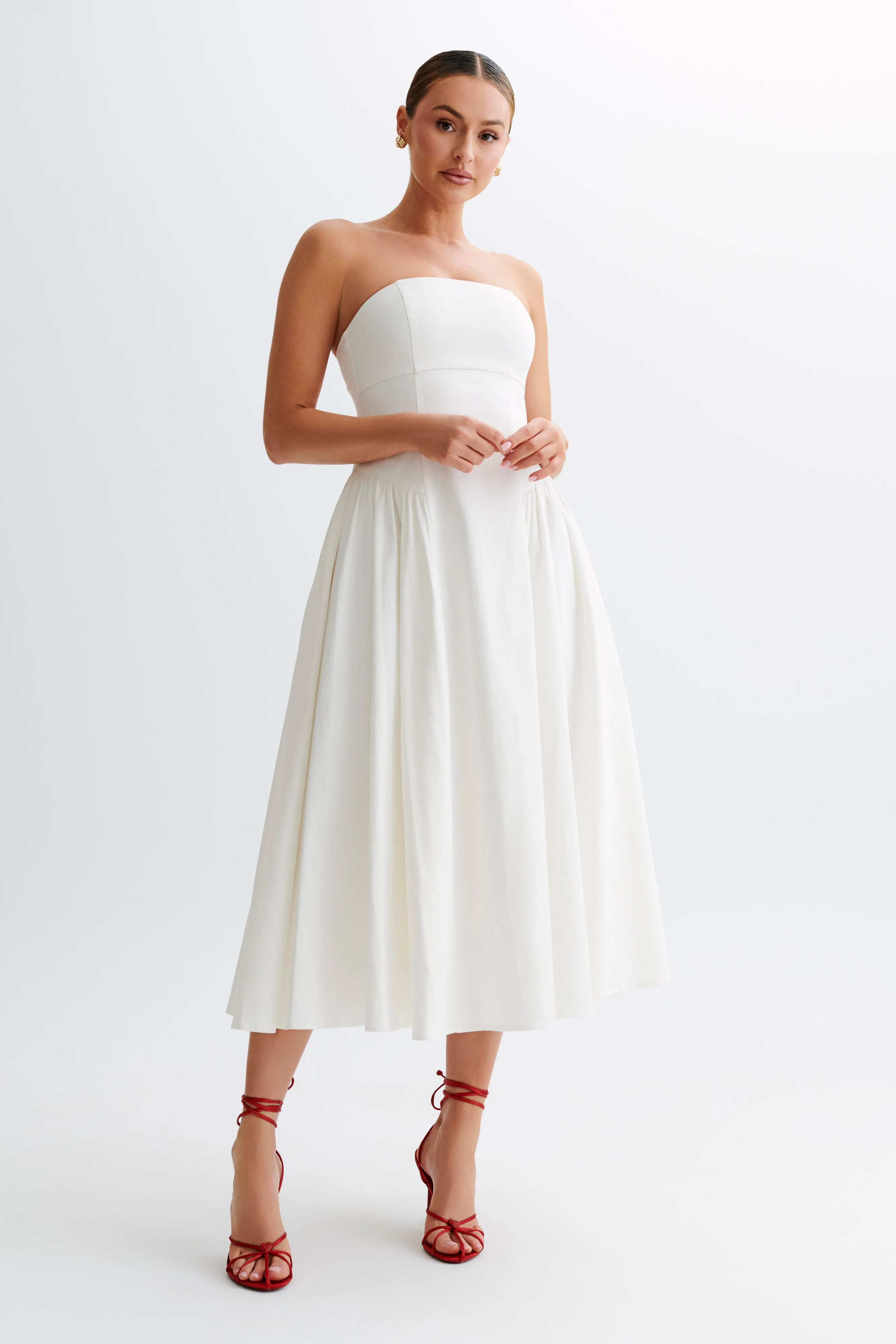 Carmele Cotton Gathered Midi Dress - White sold by Meshki product image thumbnail 5