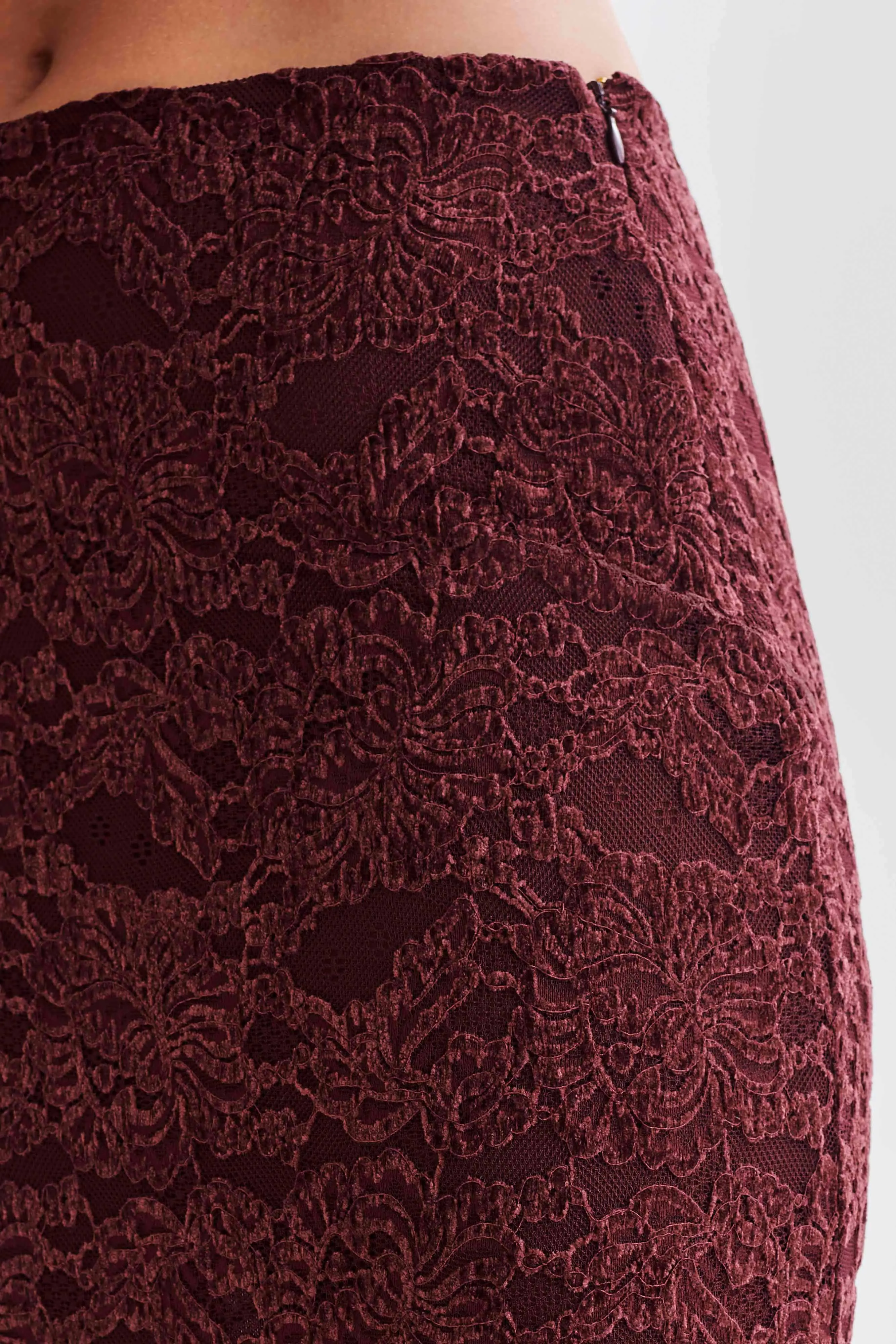 Artemis Lace Plisse Maxi Skirt - Plum sold by Meshki product image thumbnail 2