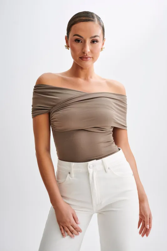 Lourdes Slinky Off Shoulder Top - Coco sold by Meshki