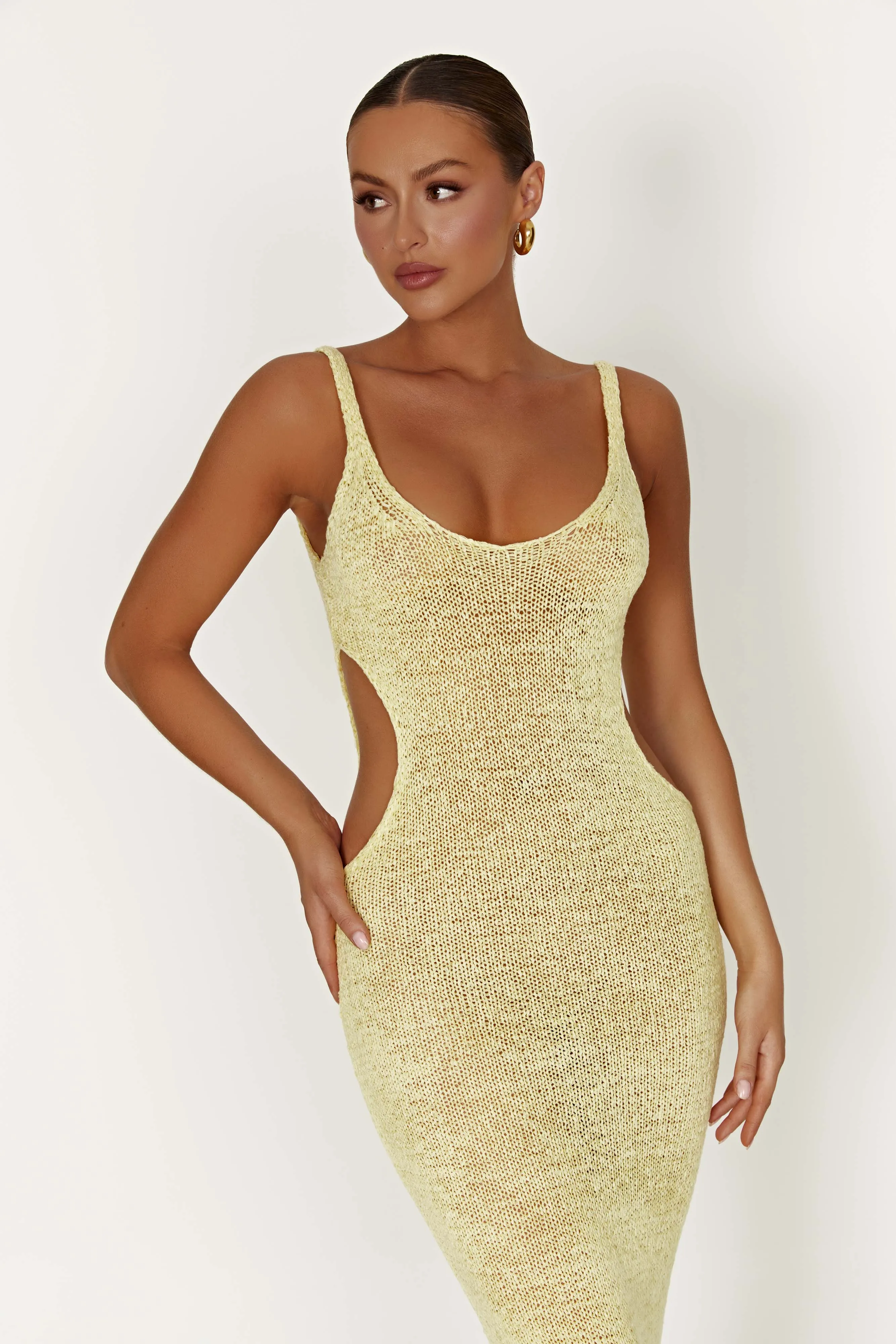 Shae Scoop Neck Knit Midi Dress - Lemon sold by Meshki product image thumbnail 4