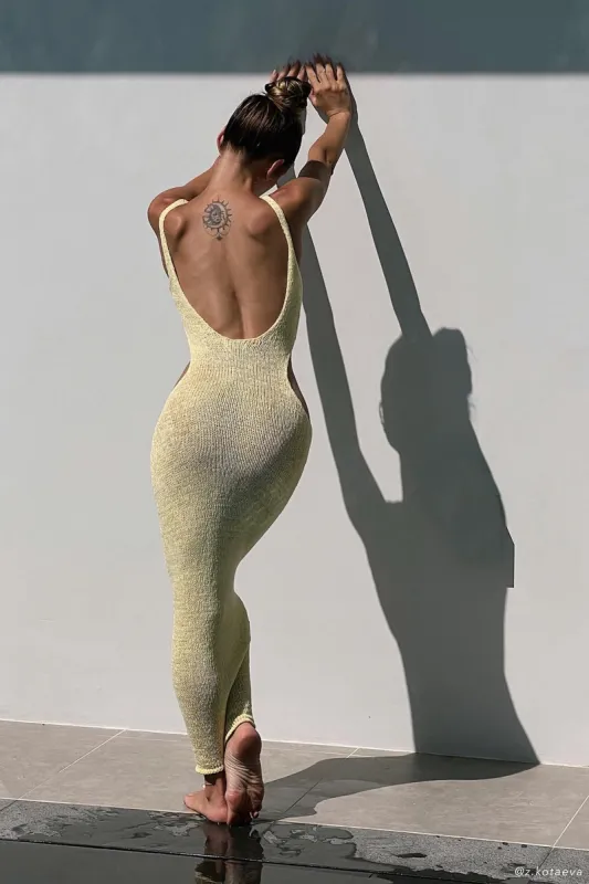 Shae Scoop Neck Knit Midi Dress - Lemon sold by Meshki