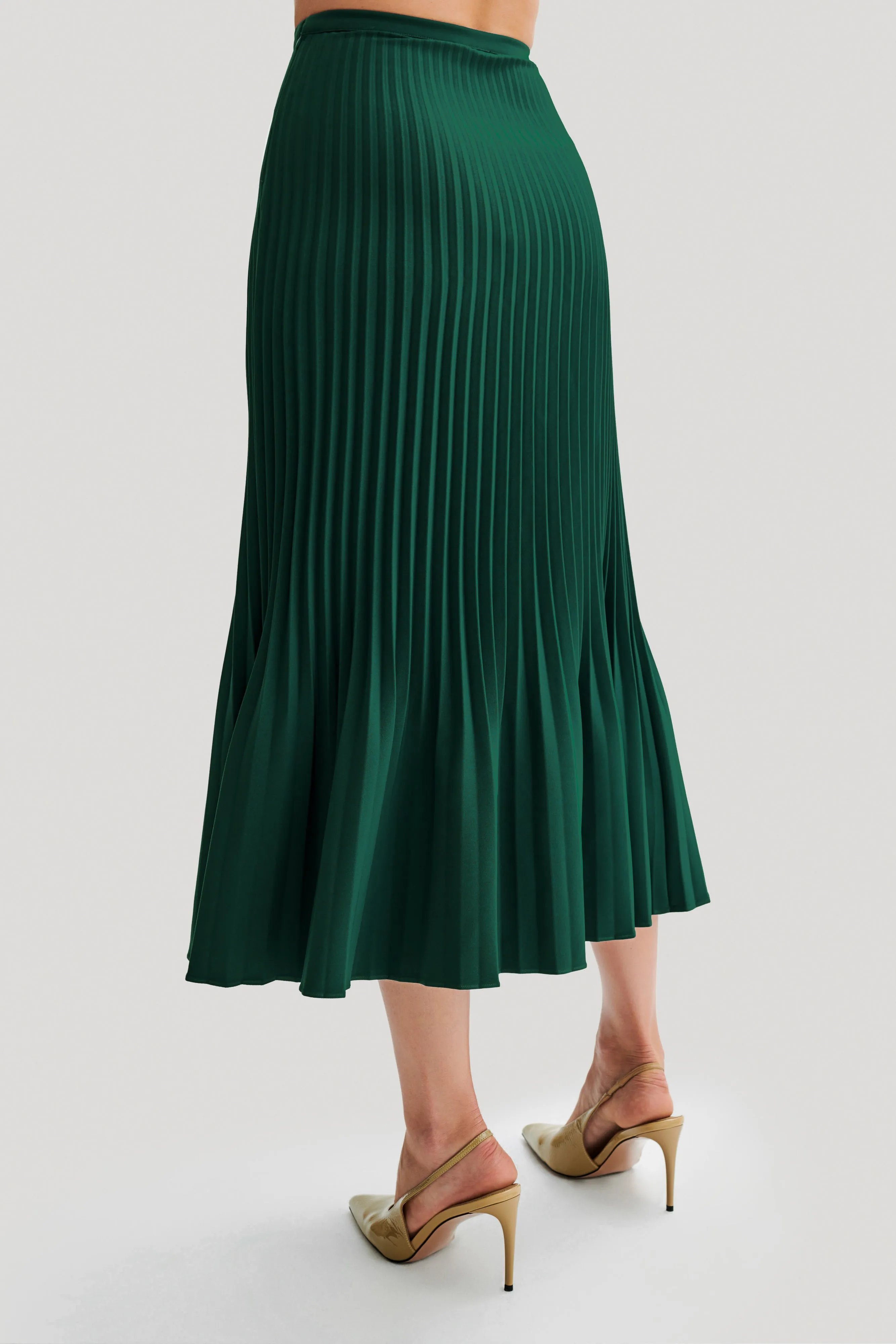 Twyla Pleated Suiting Maxi Skirt - Forest Green sold by Meshki product image thumbnail 3