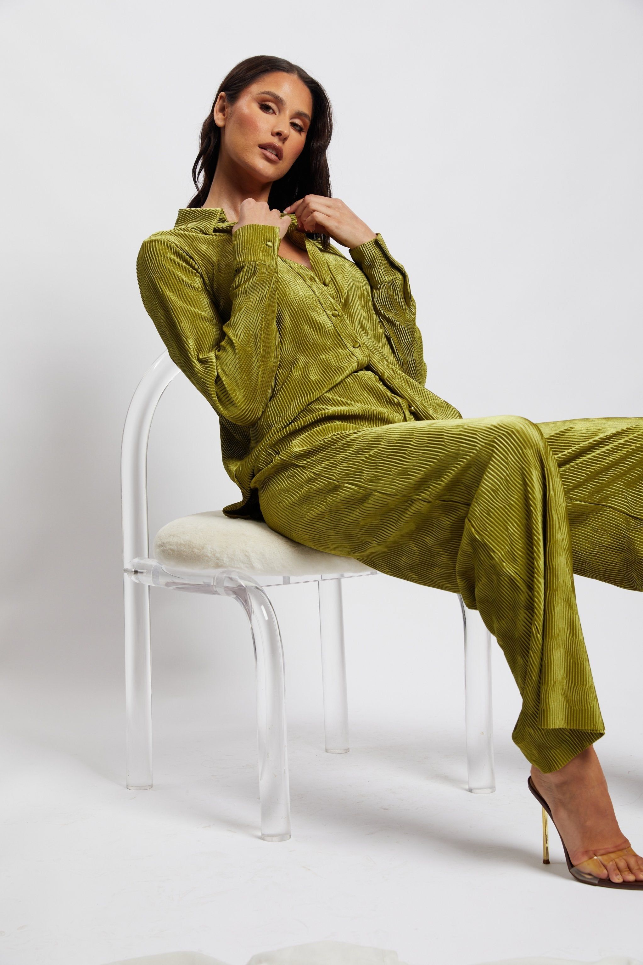 Aytan Pleated Wide Leg Trouser - Olive sold by Meshki product image thumbnail 2