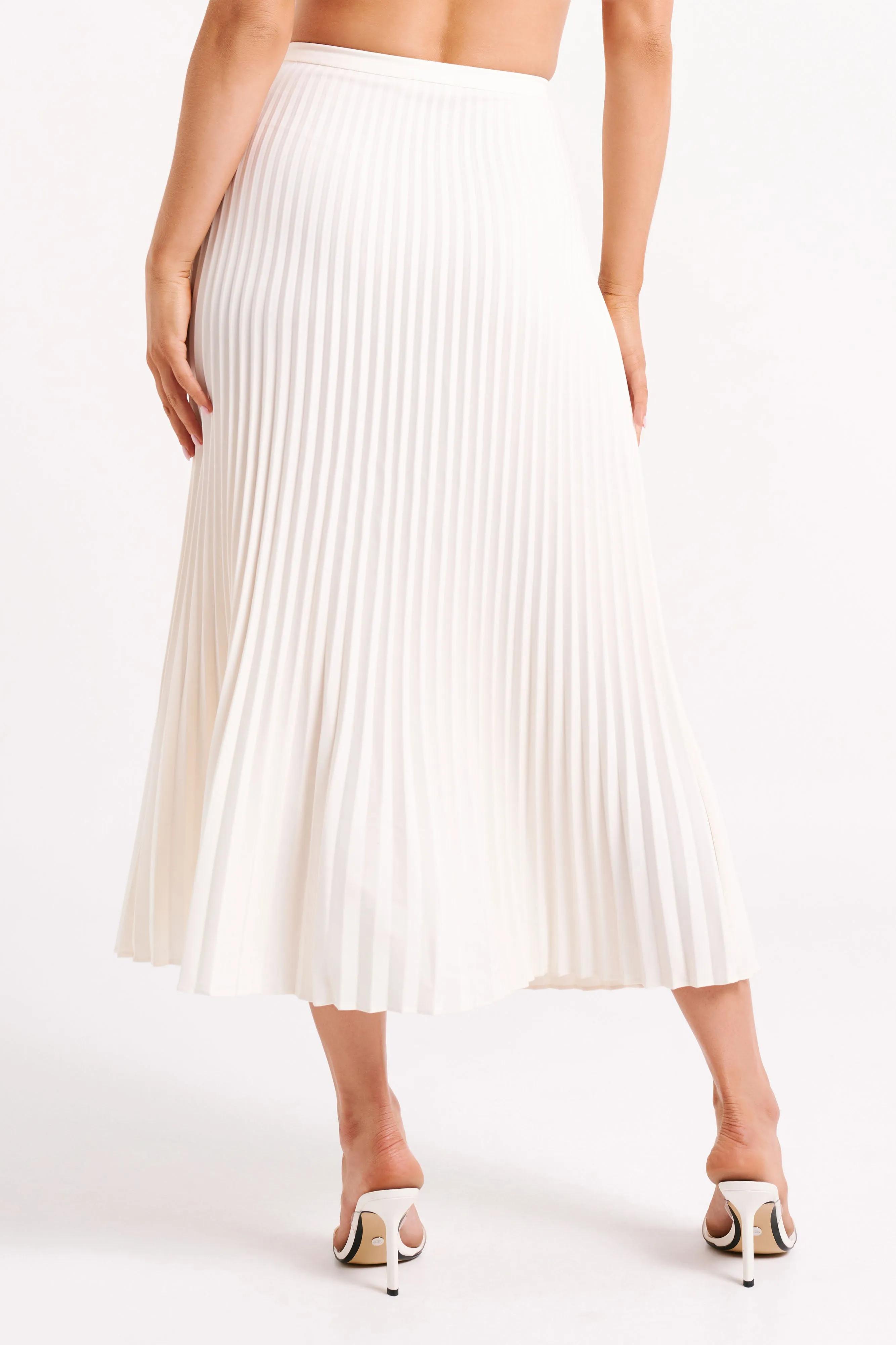 Twyla Pleated Suiting Maxi Skirt - Ivory sold by Meshki product image thumbnail 2