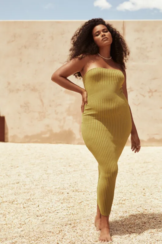 Kyra Strapless Knit Midi Dress - Apple sold by Meshki